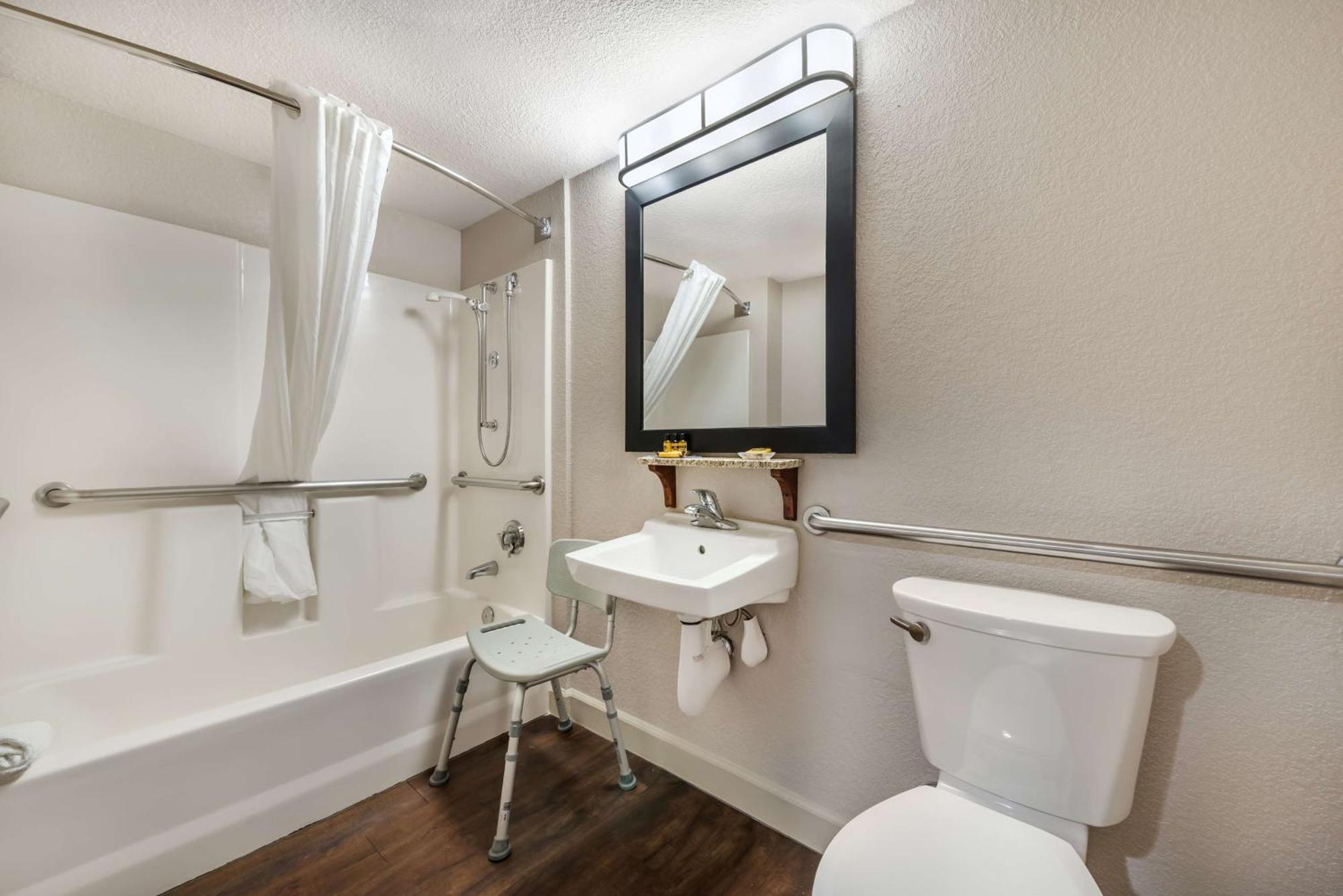 Queen Room Two Queen Beds Disability Access