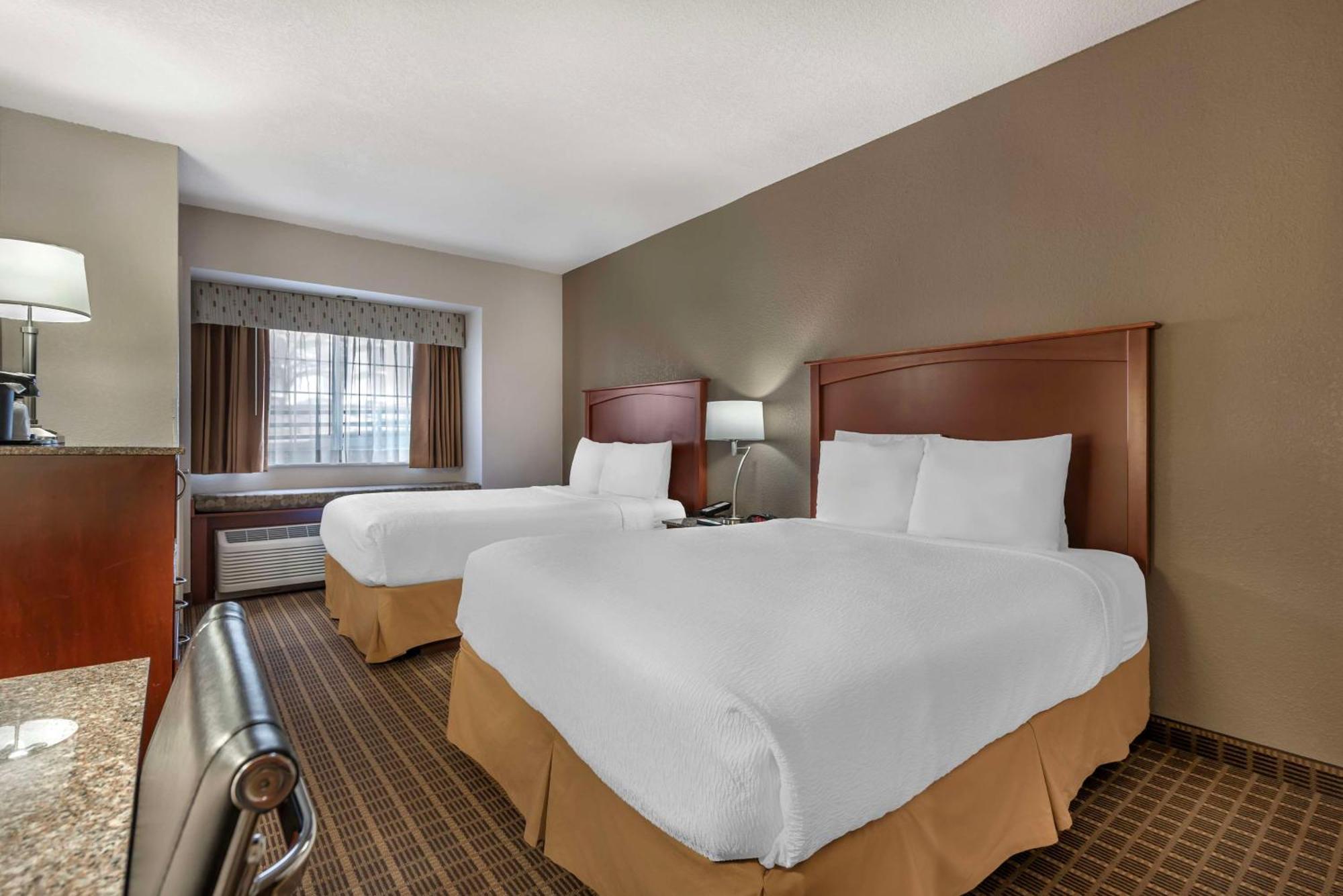 Queen Room Two Queen Beds Disability Access