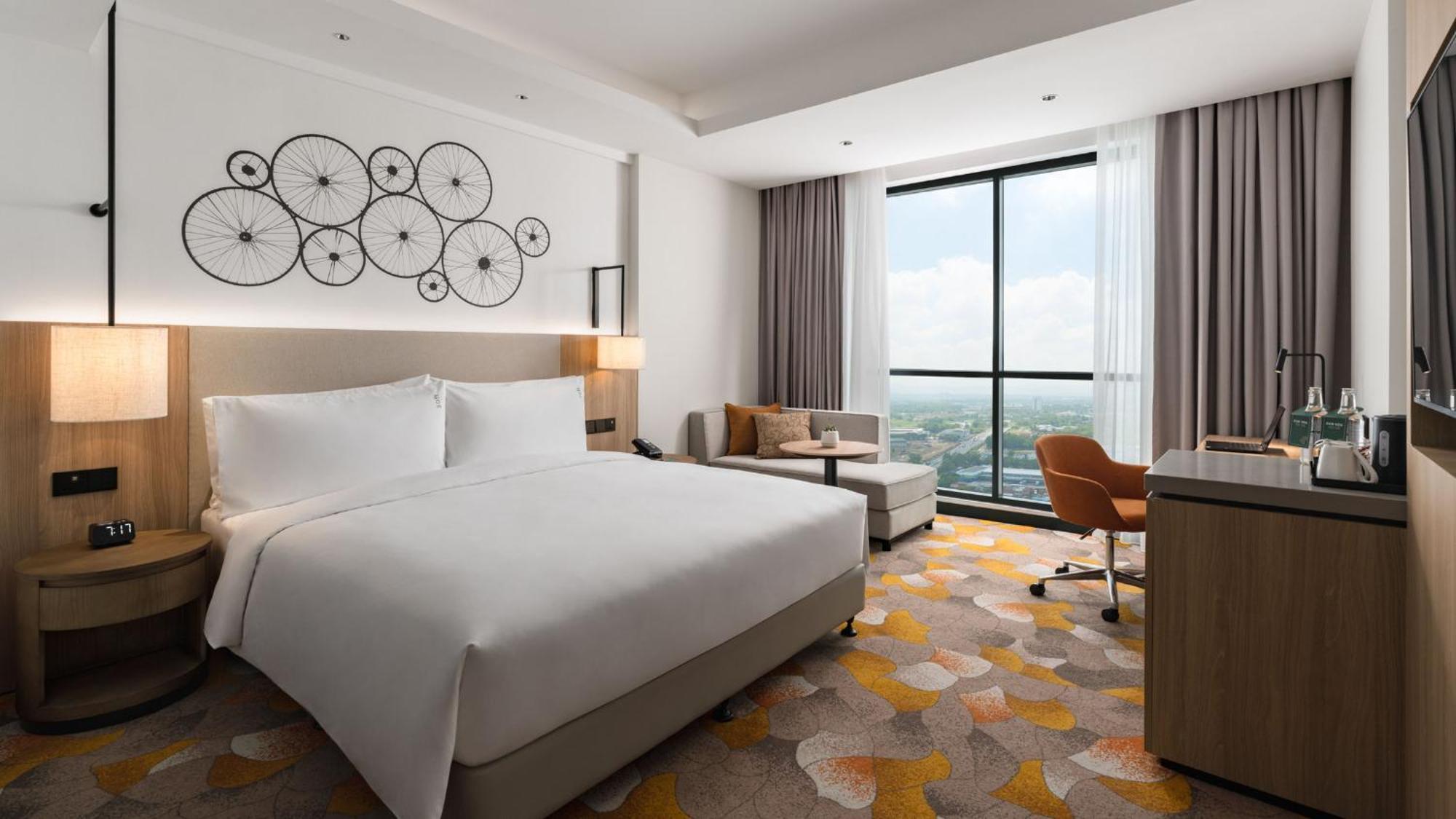 Premium King Room