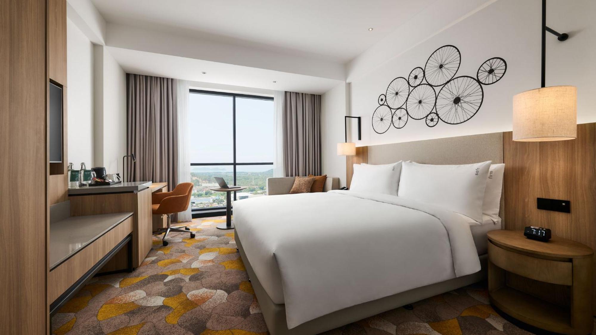 Premium King Room