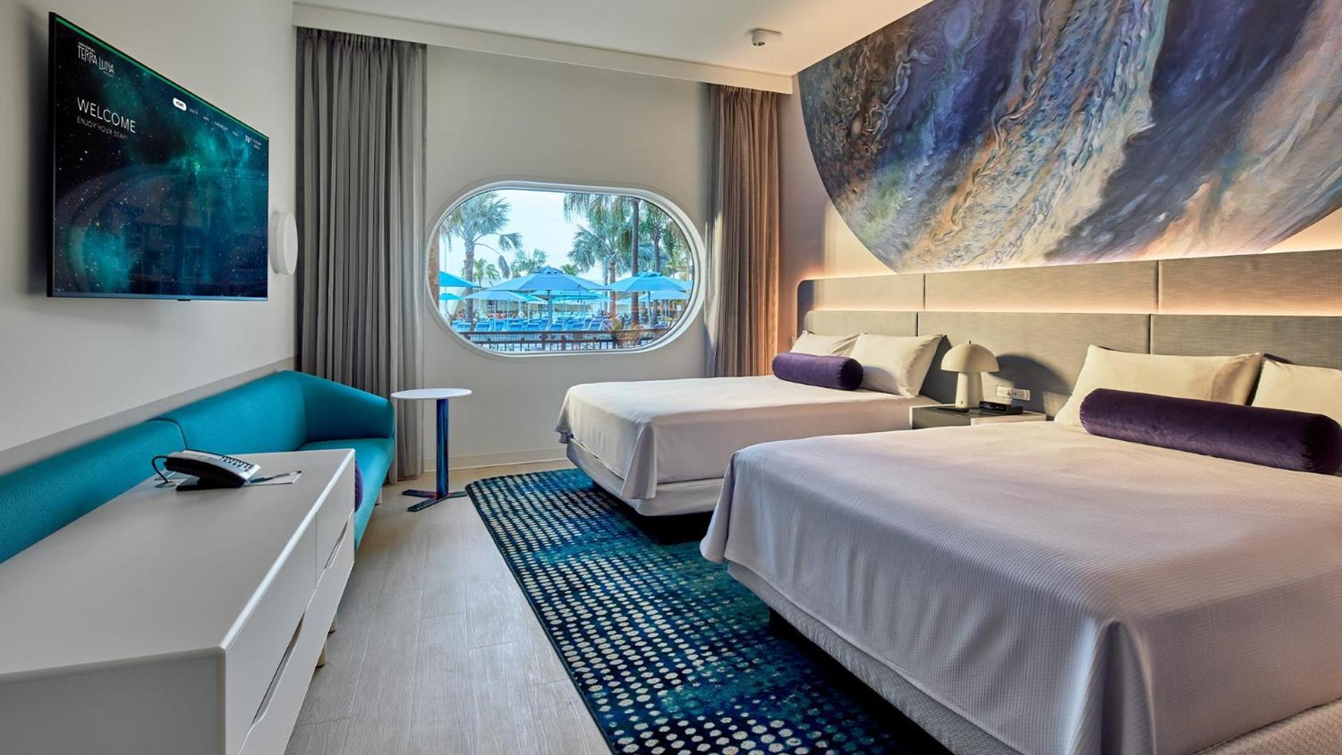 Hearing Accessible Pool View Standard Room Includes Early Park Admission*
