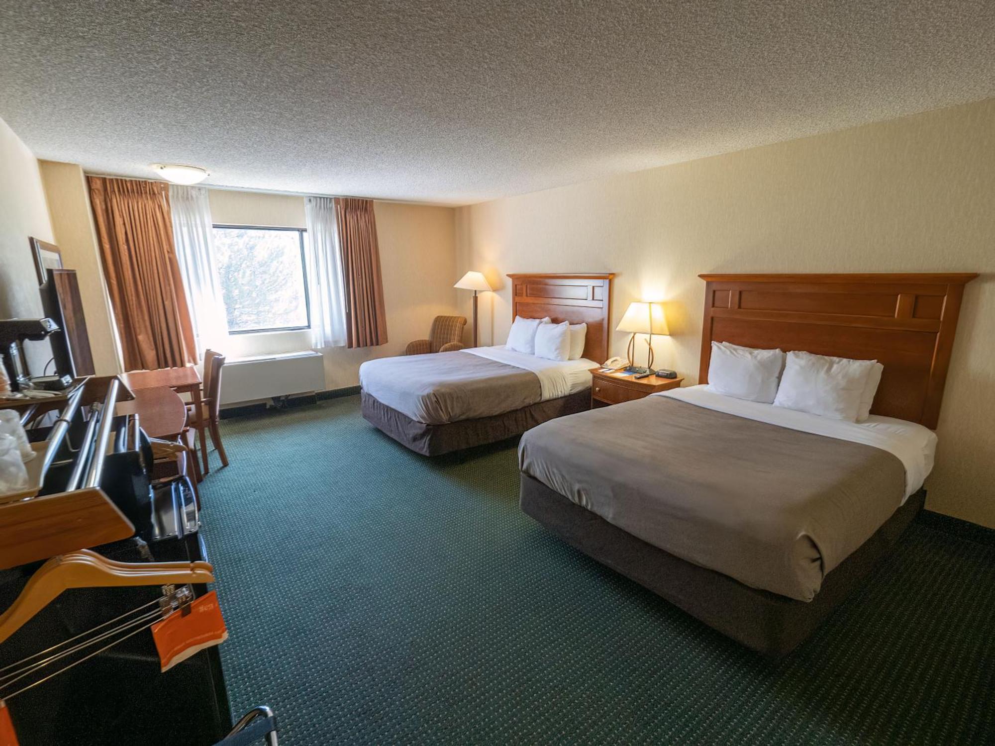 Queen Room Two Queen Beds