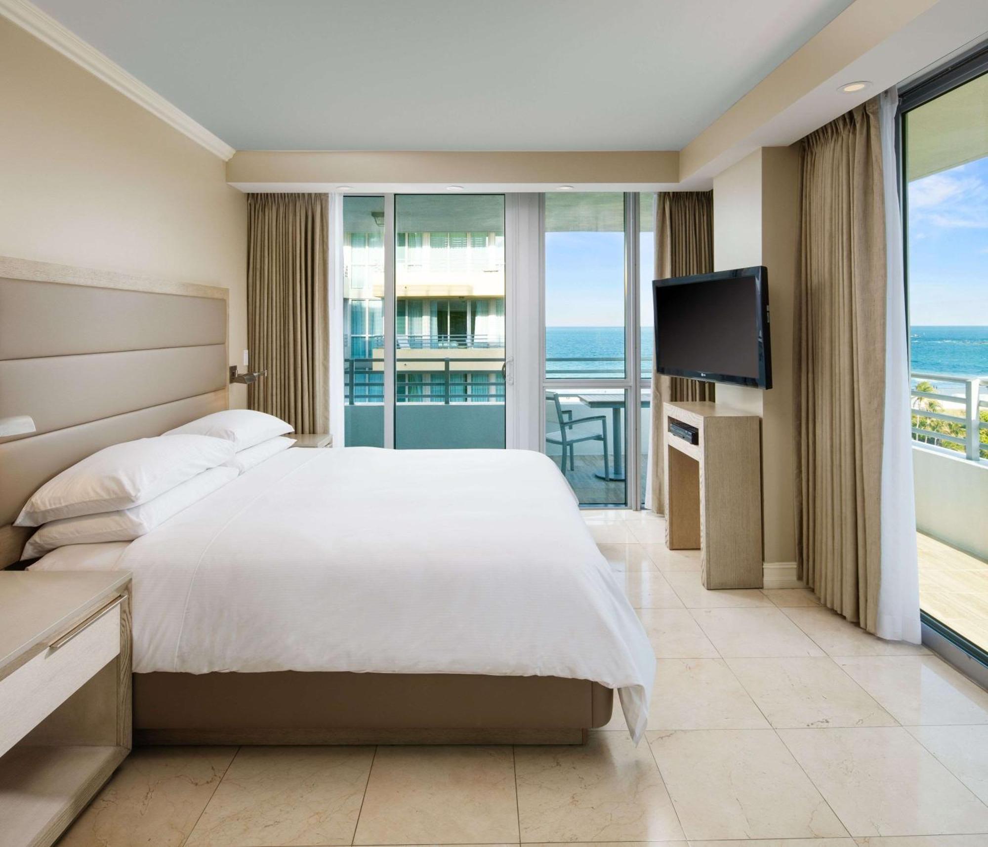 King Bedroom Ocean View Balcony