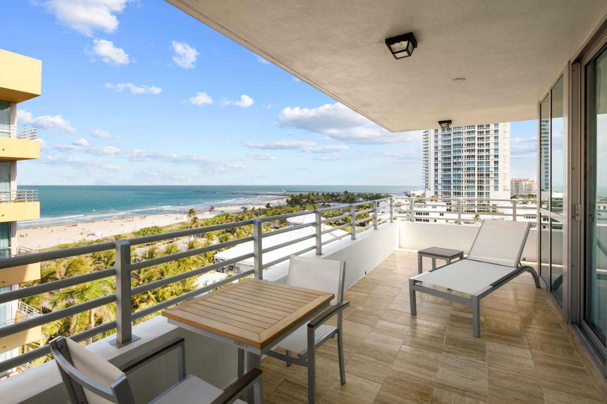 King Bedroom Ocean View Balcony