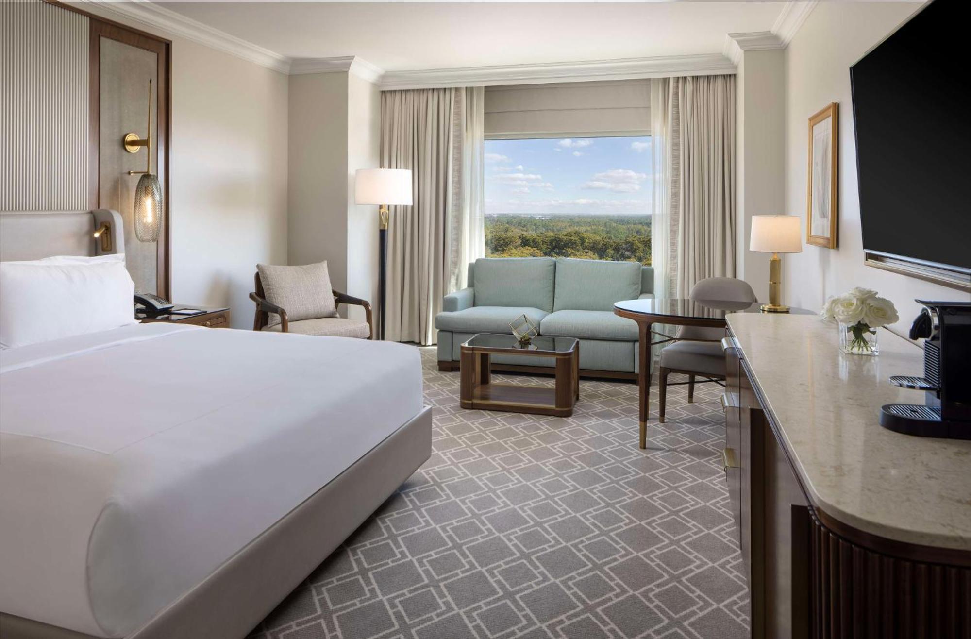 Deluxe King Room