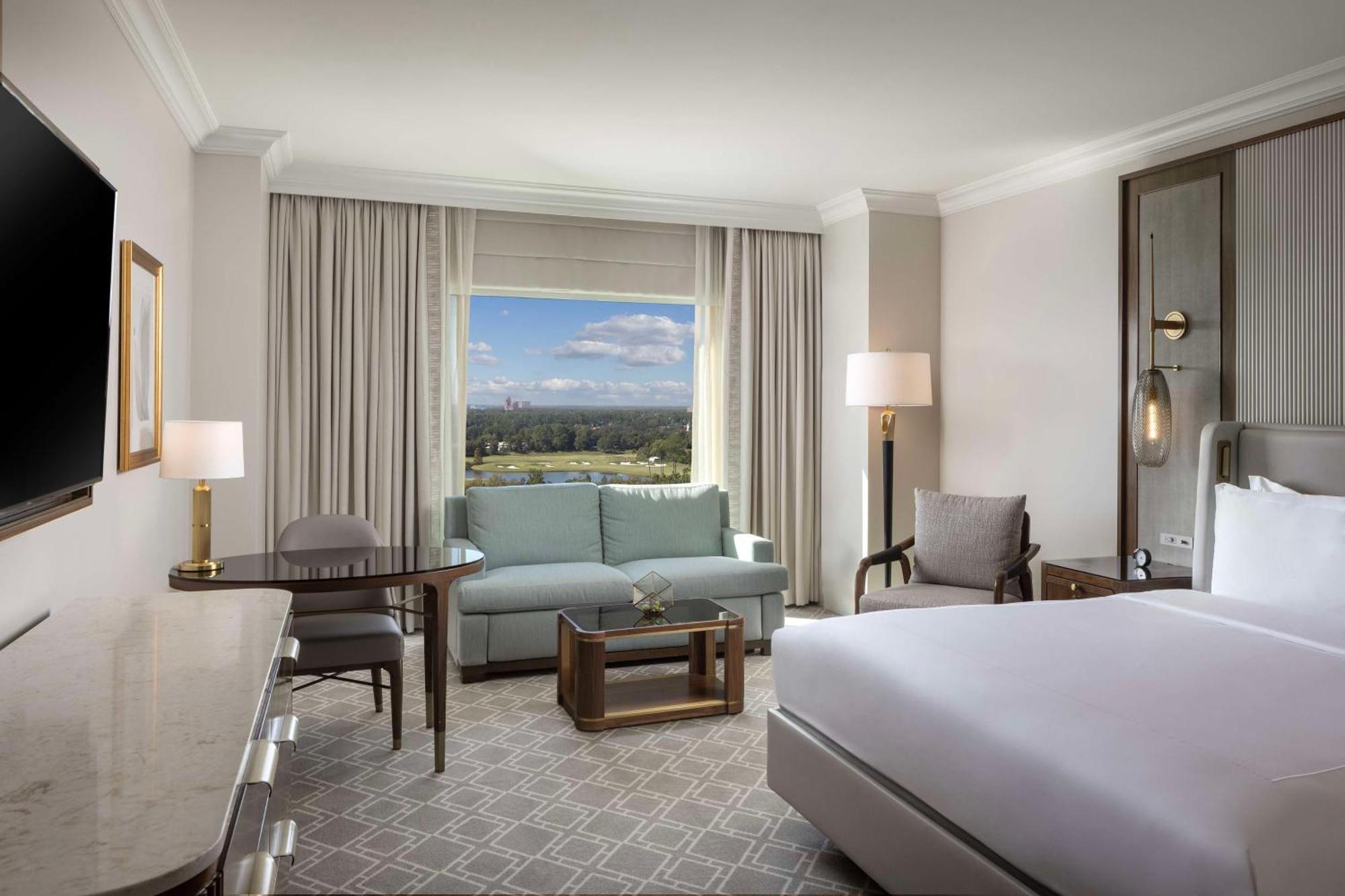 Deluxe King Room Bath Tub View Mobility Access