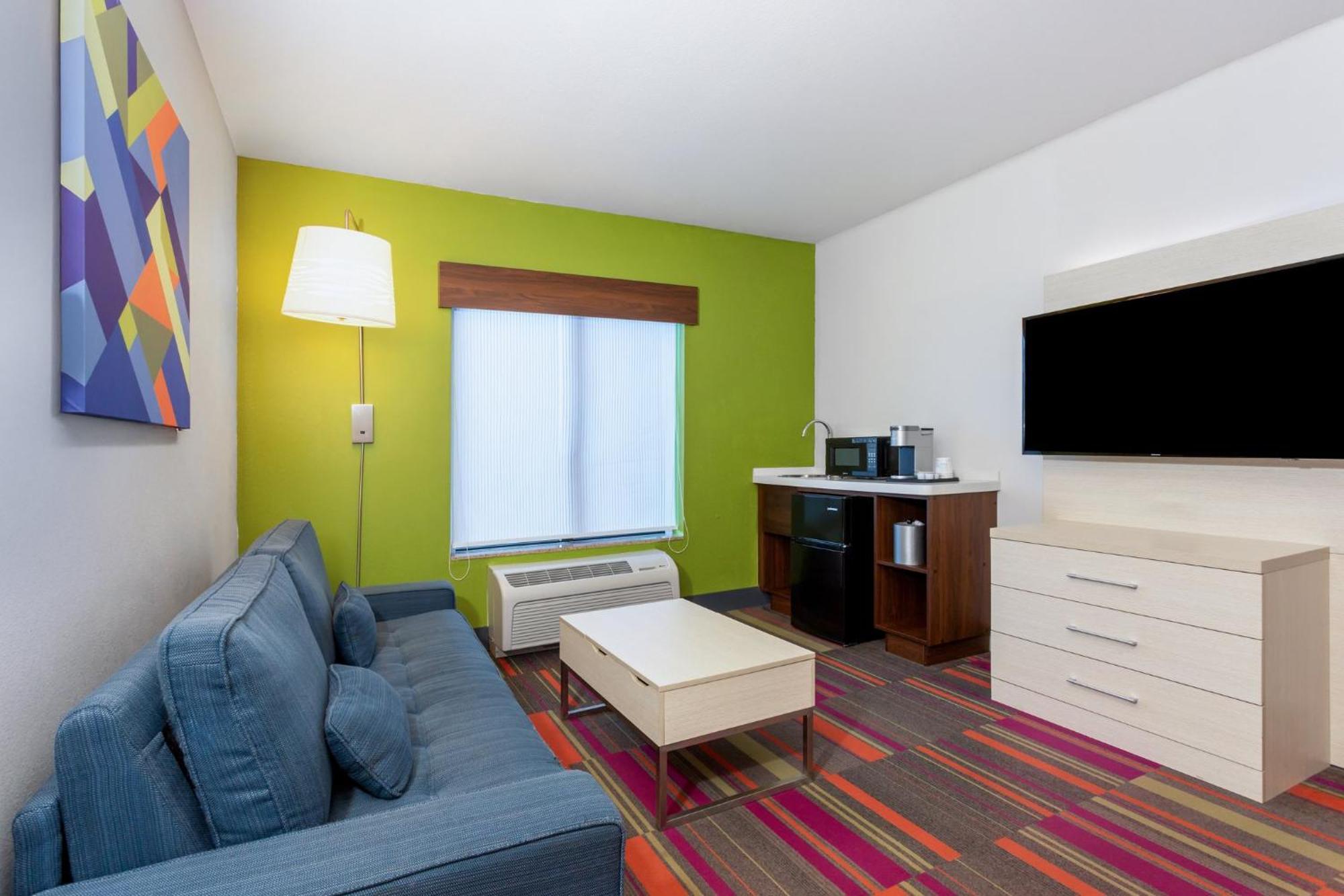 King Suite Additional Living Area