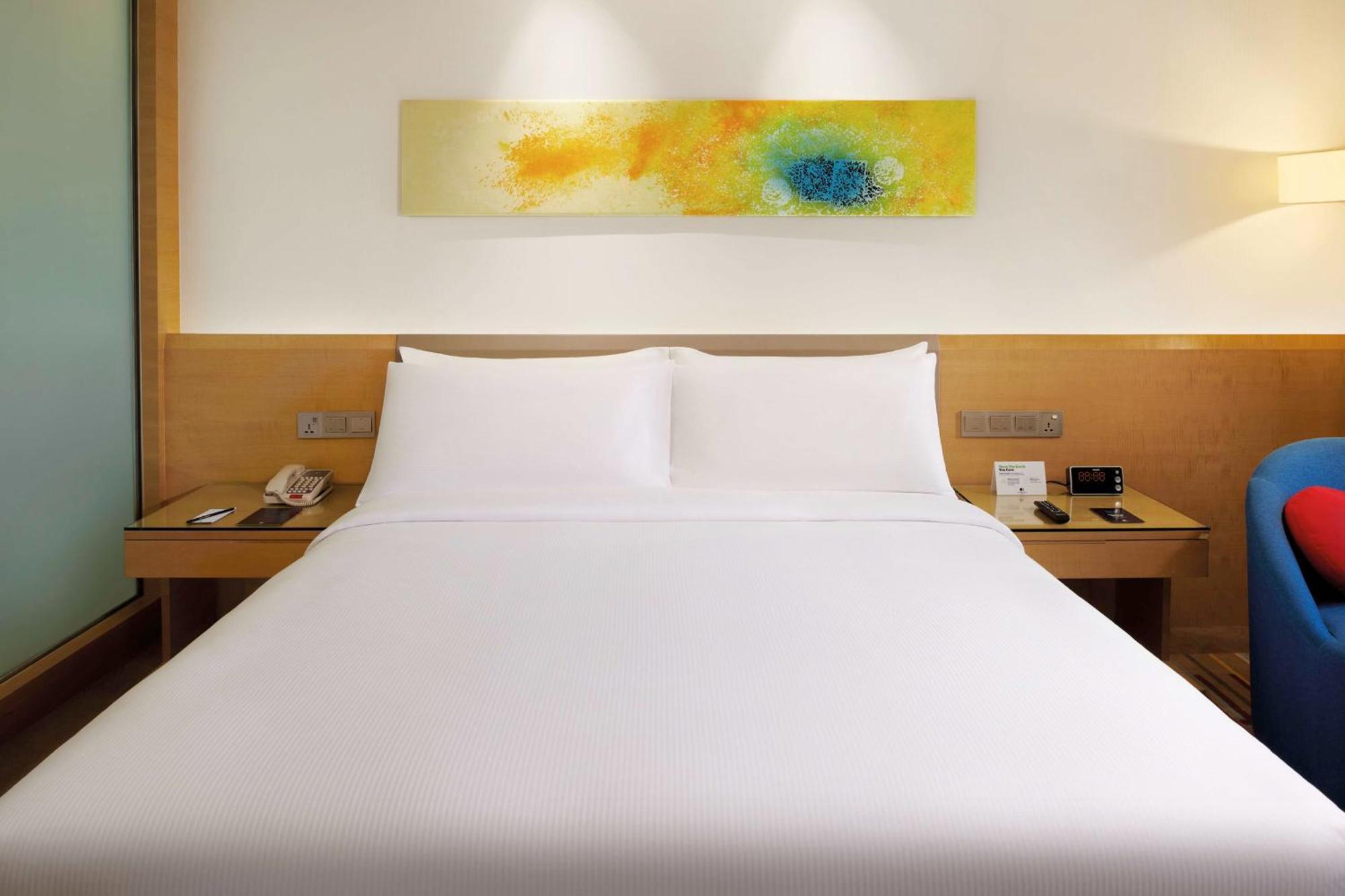 Deluxe King Room High Floor