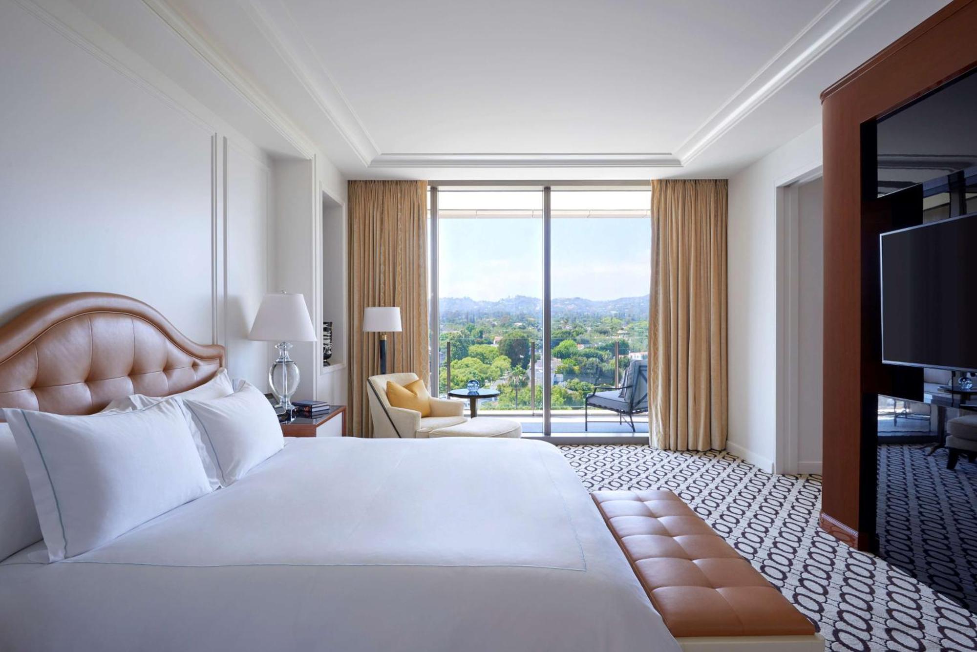 Hollywood Suite Terrace View