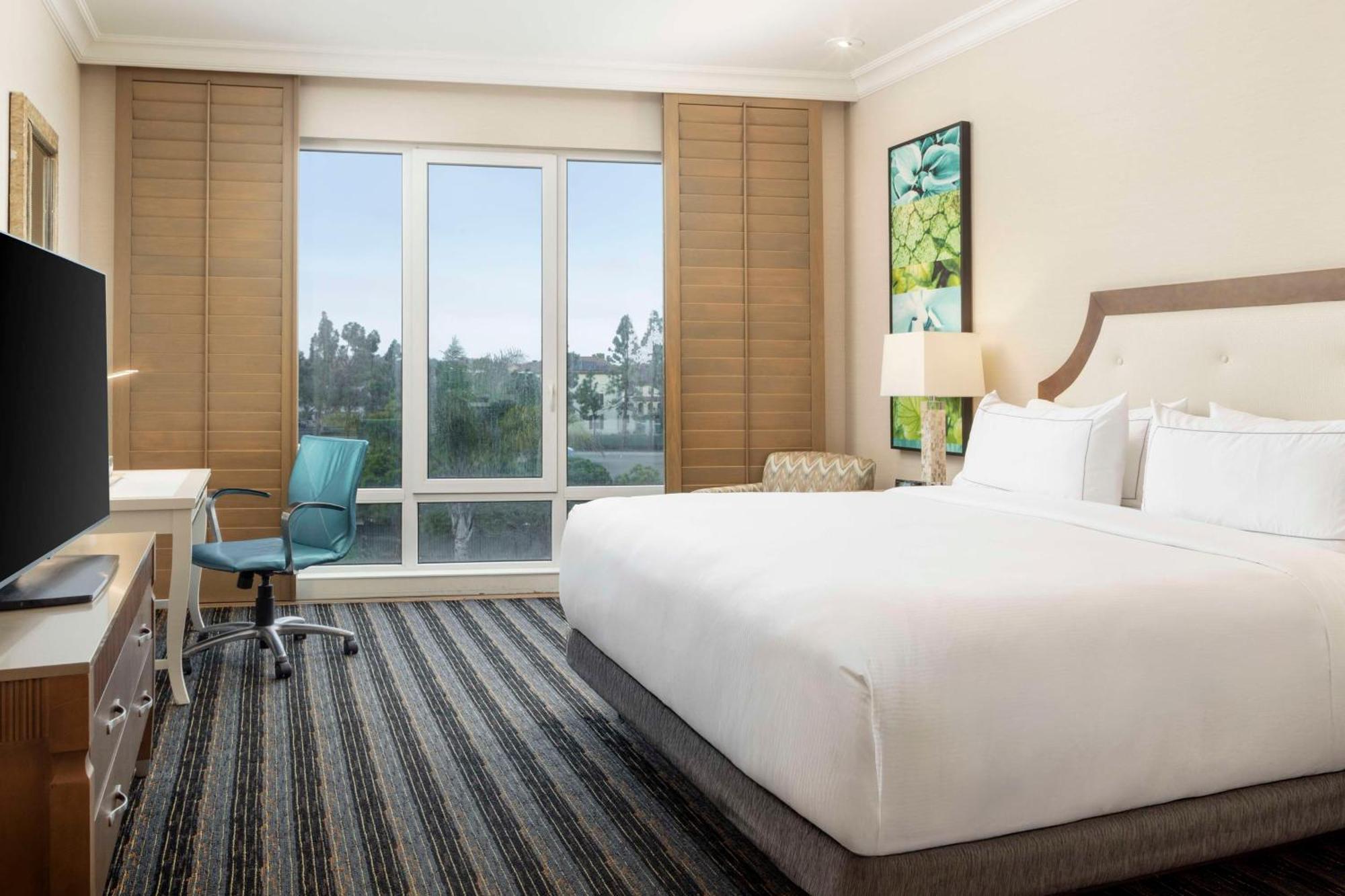 Premier King Room Main Building