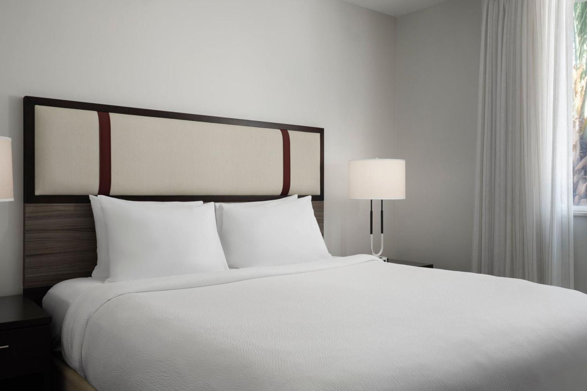 King Suite Hearing Accessible