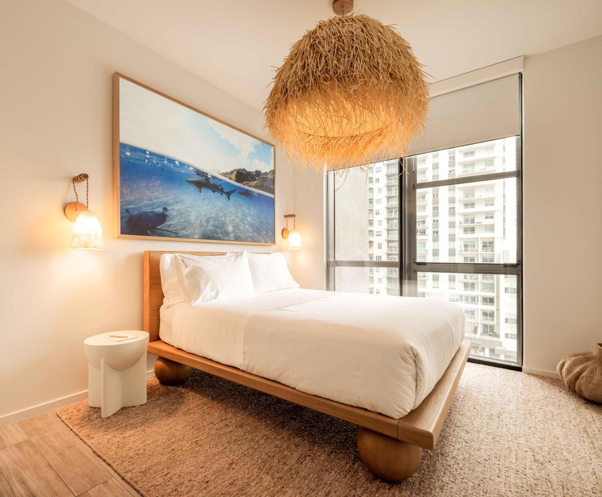 Three-Bedroom Apartment Water View