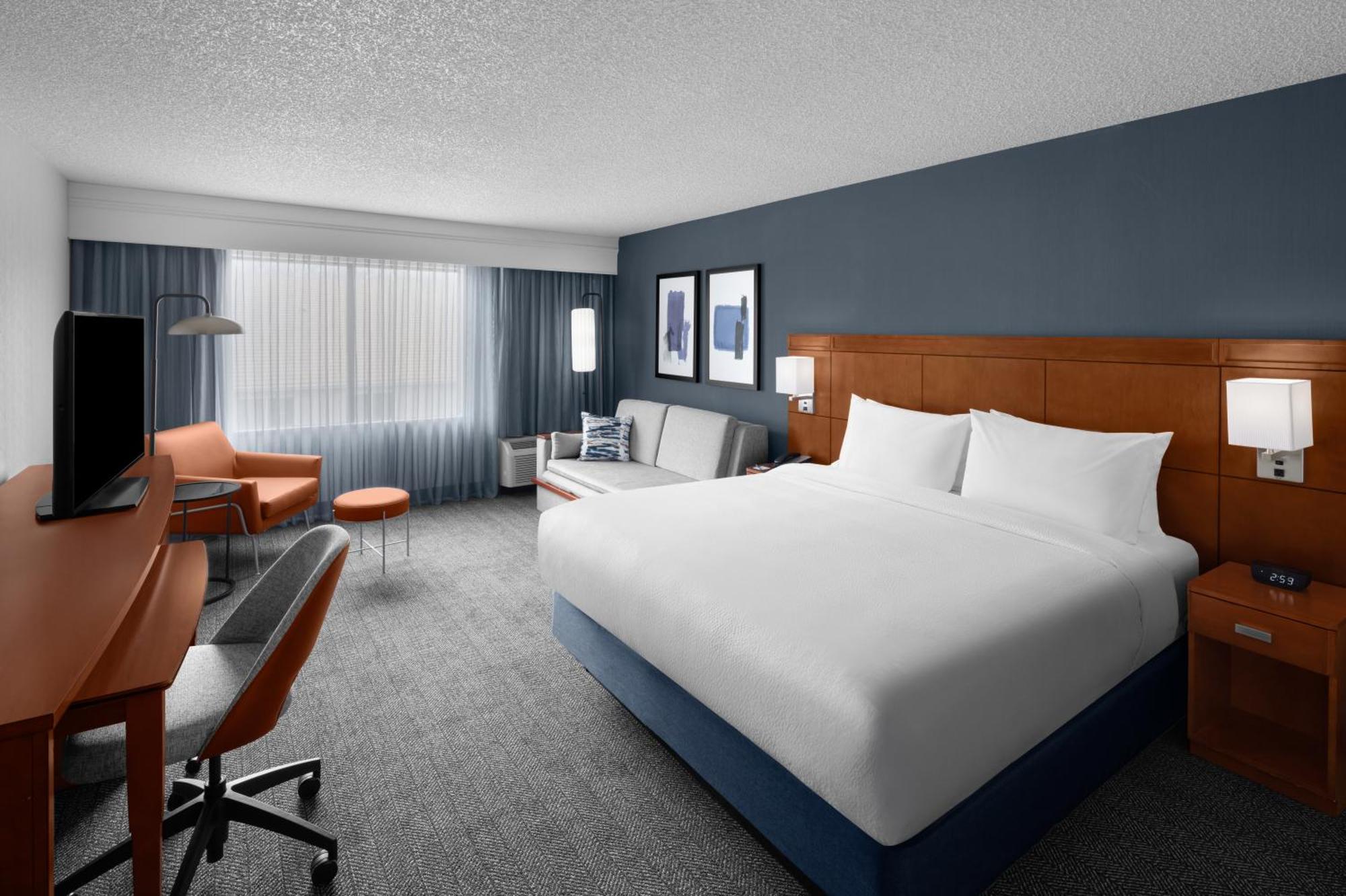 King Room Sofa Bed Hearing Accessible