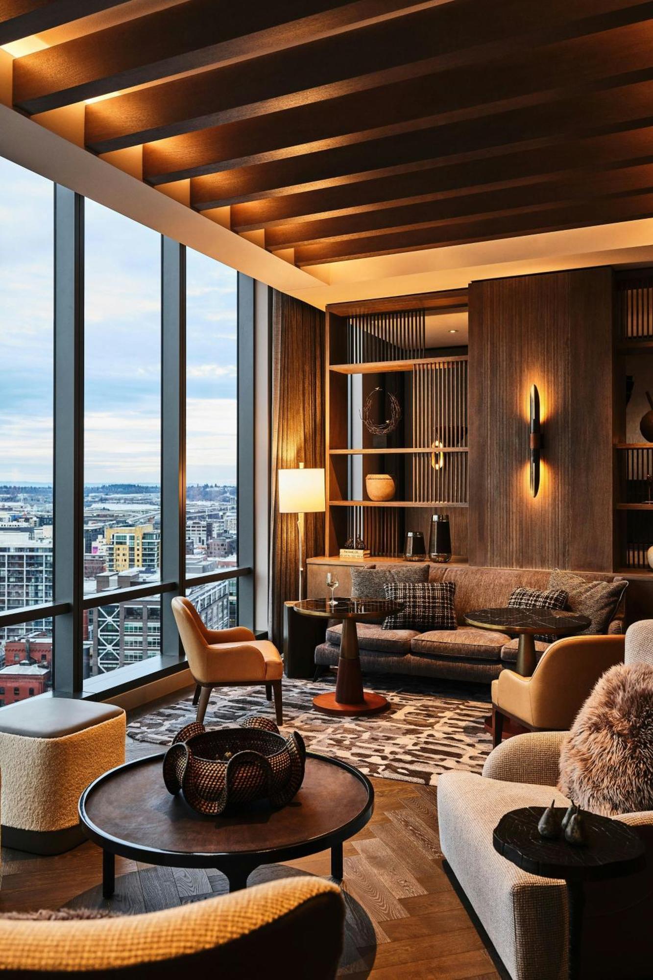 Deluxe Club Room Club Lounge Access