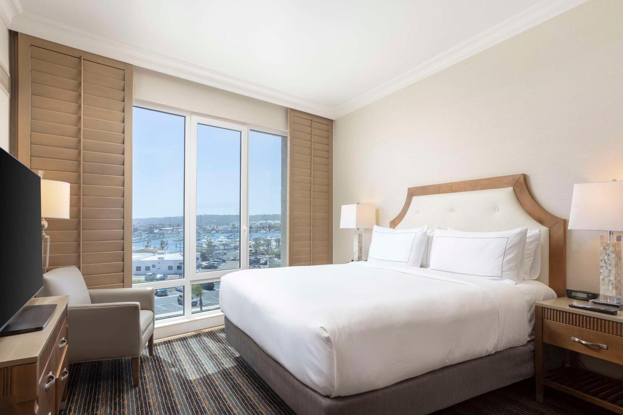 Two-Room Premier King Suite Balcony