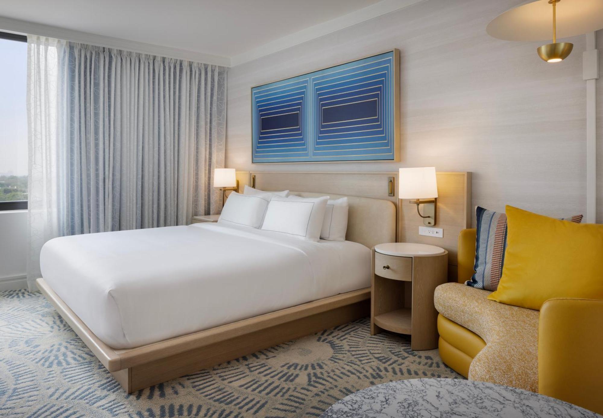 Deluxe King Room