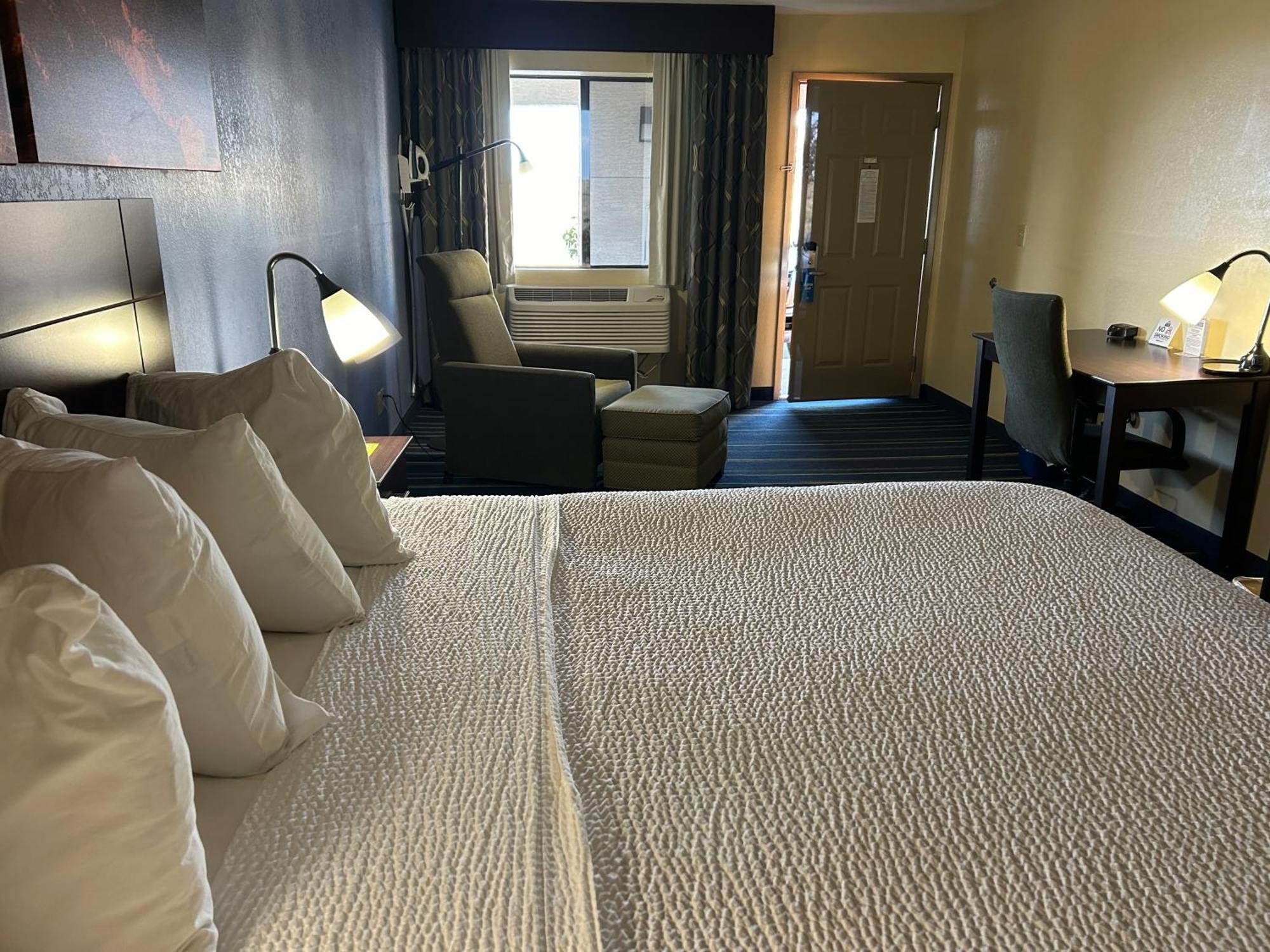 King Room Disability Access or Non-Smoking