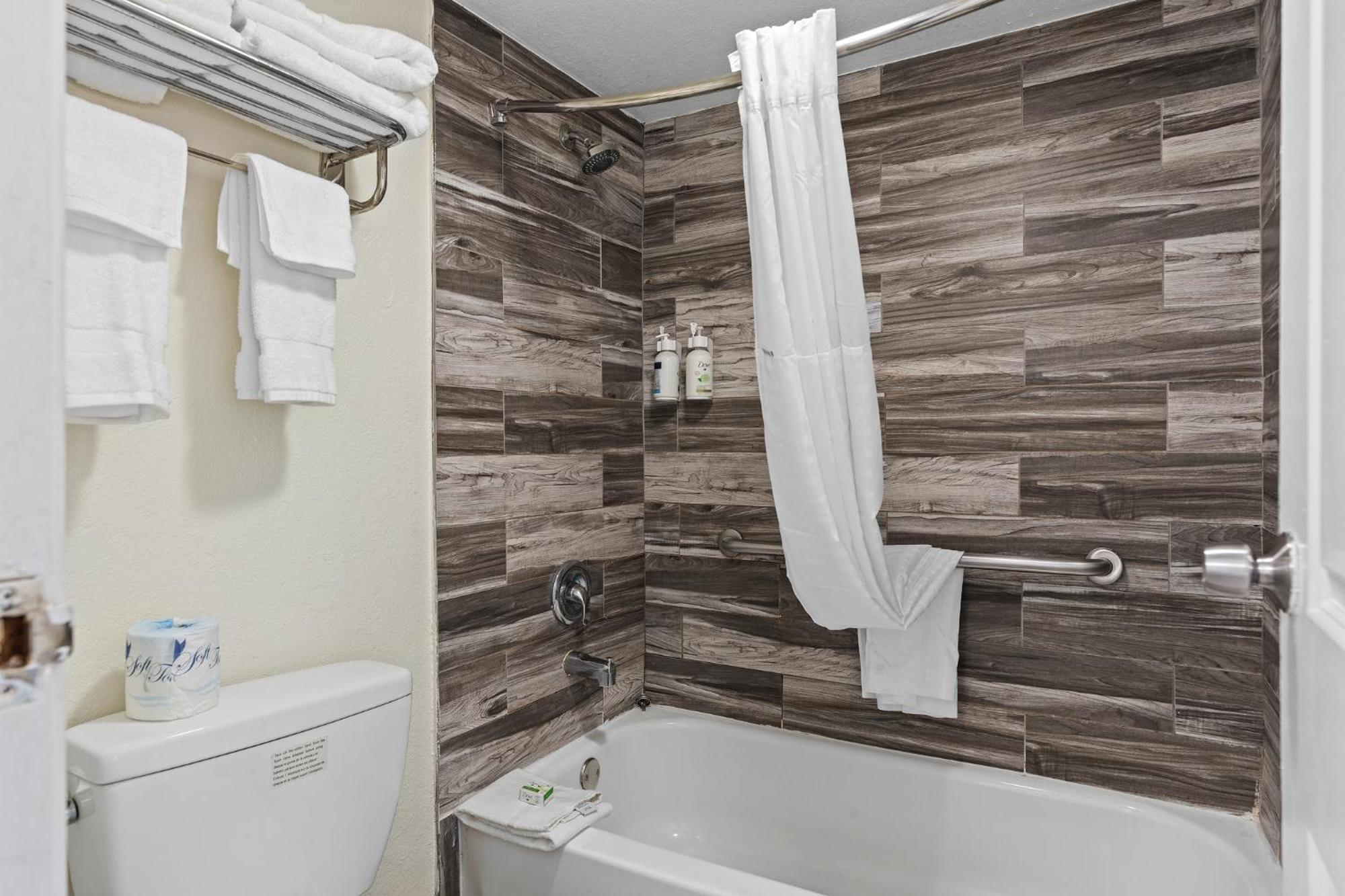 Double Room Bathtub w or Grab Bars Mobility Access or Non-Smoking