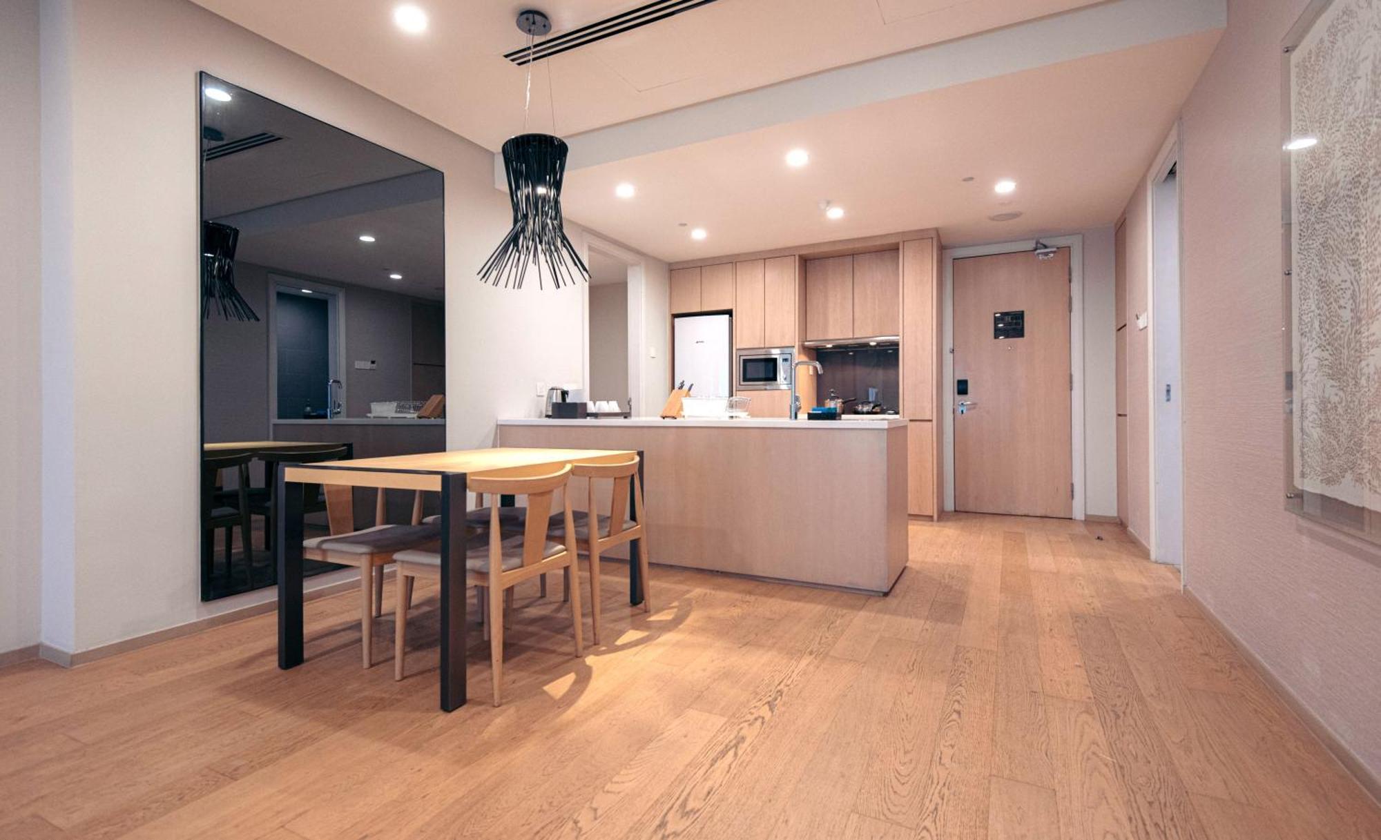 Two-Bedroom Premier