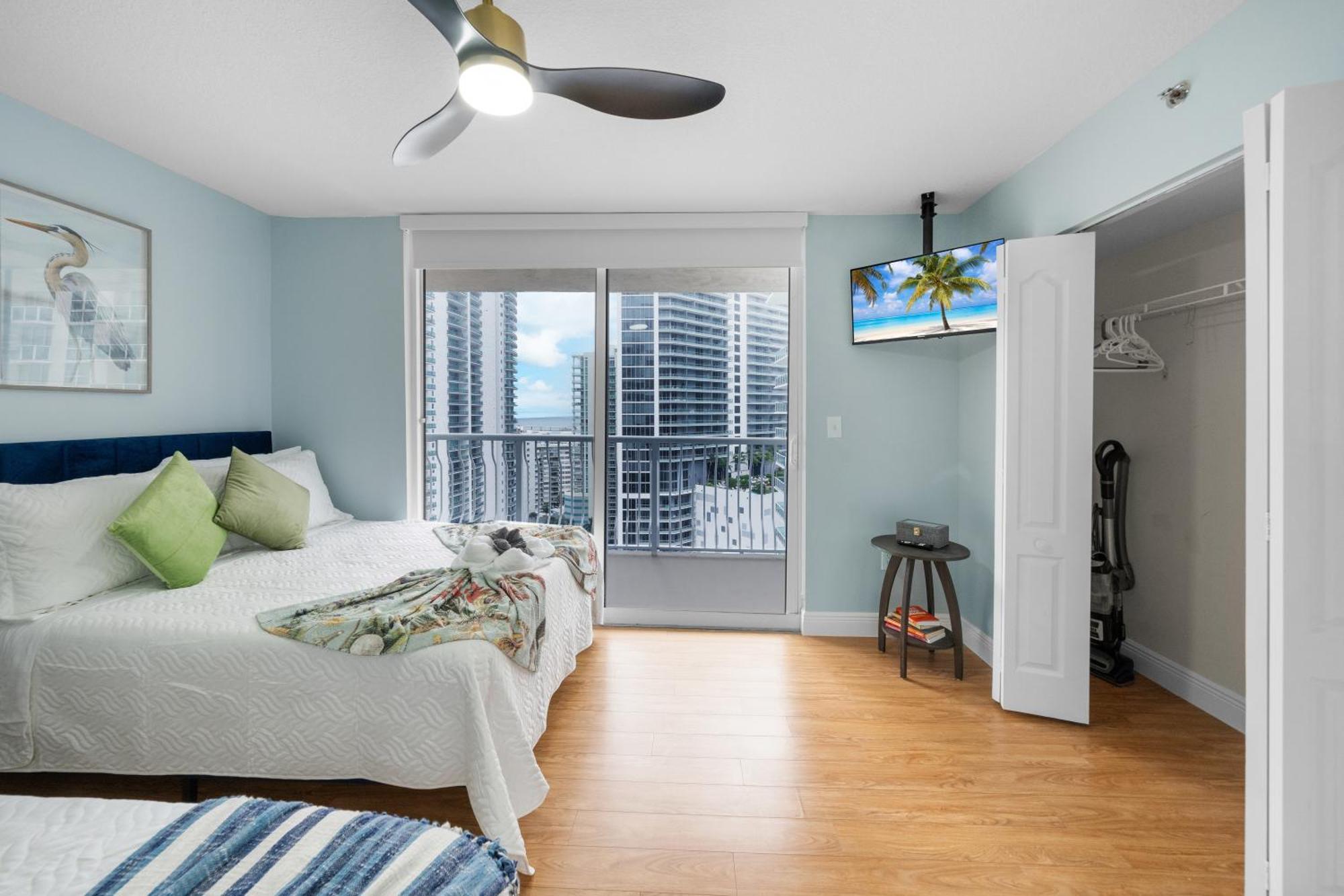 Two-Bedroom Apartment Oceanfront