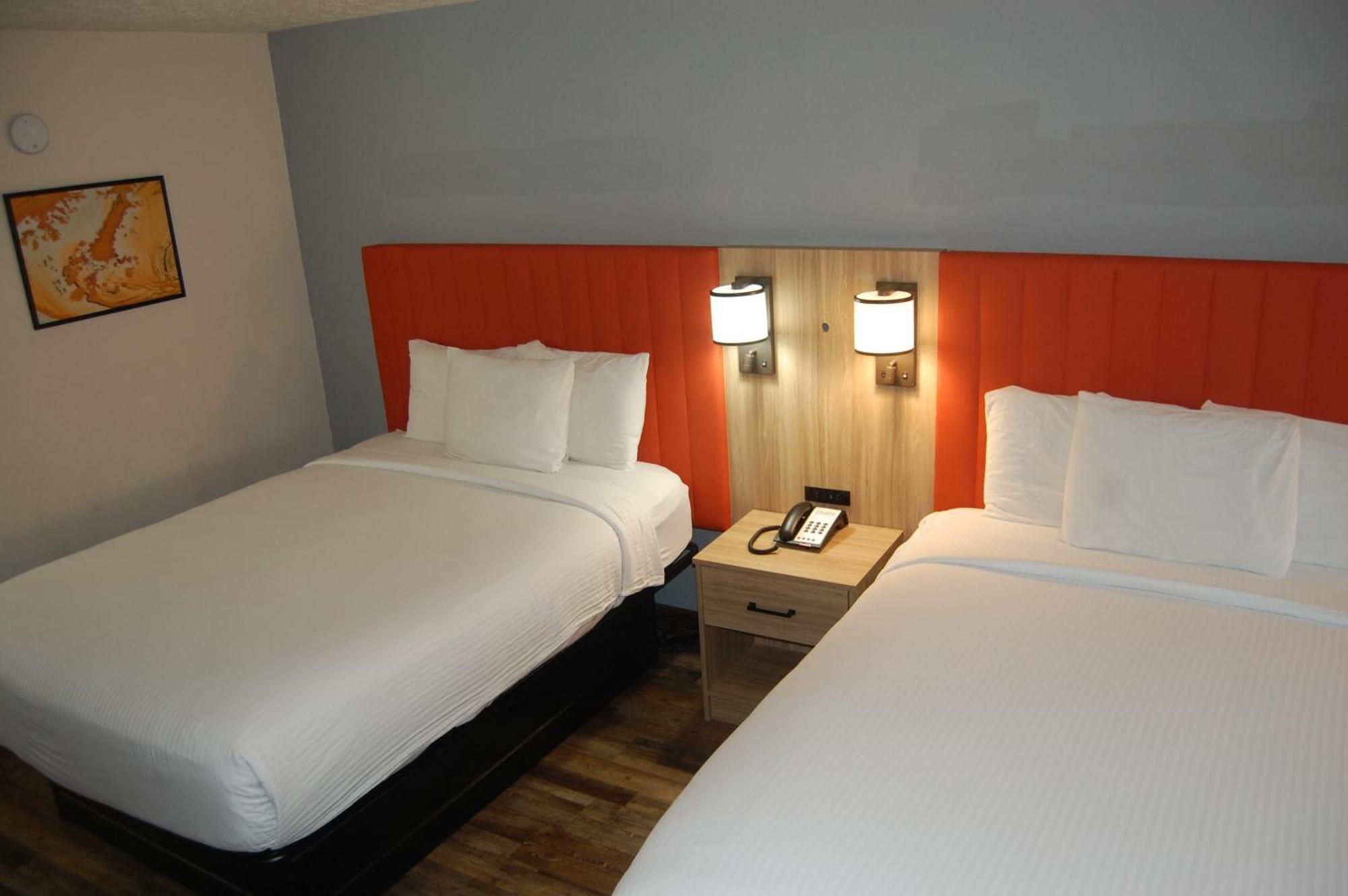 Standard Room Two Queen Beds Balcony