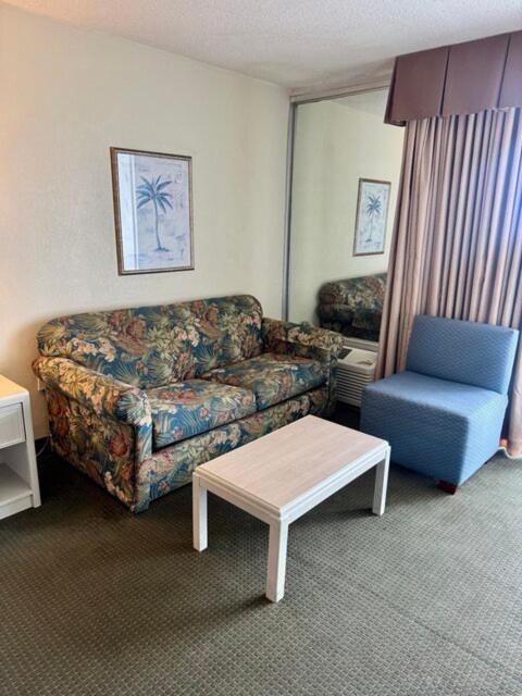 Cityview King Room