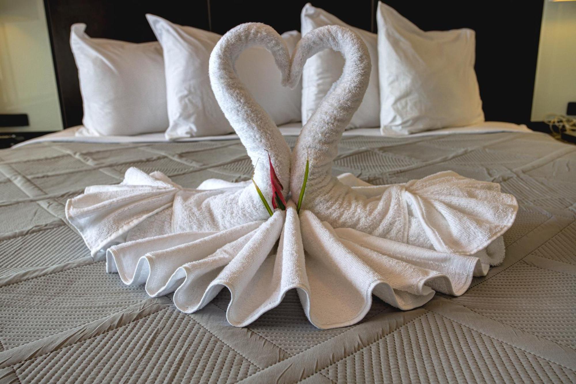 Deluxe King Room Balcony Sea View