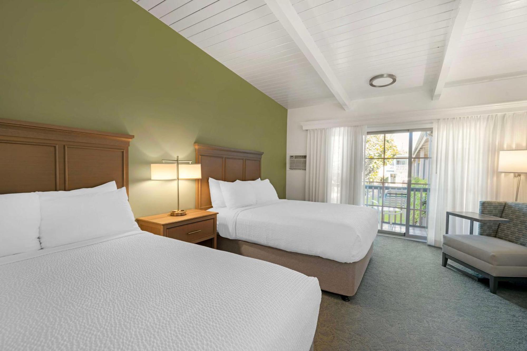 Double Room Two Double Beds Non Smoking