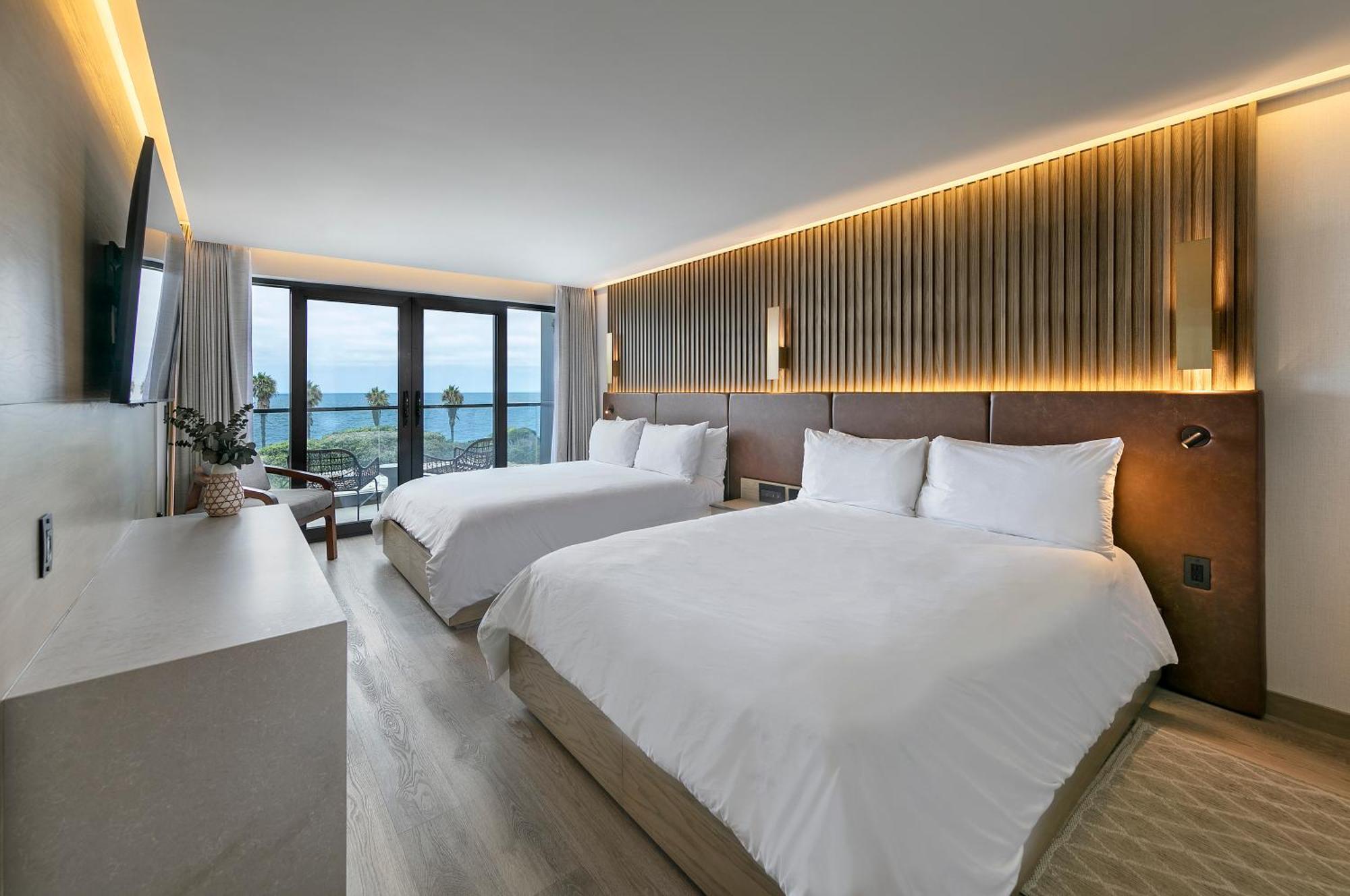 ALL NEW Shores Ocean View 2 Queen Room
