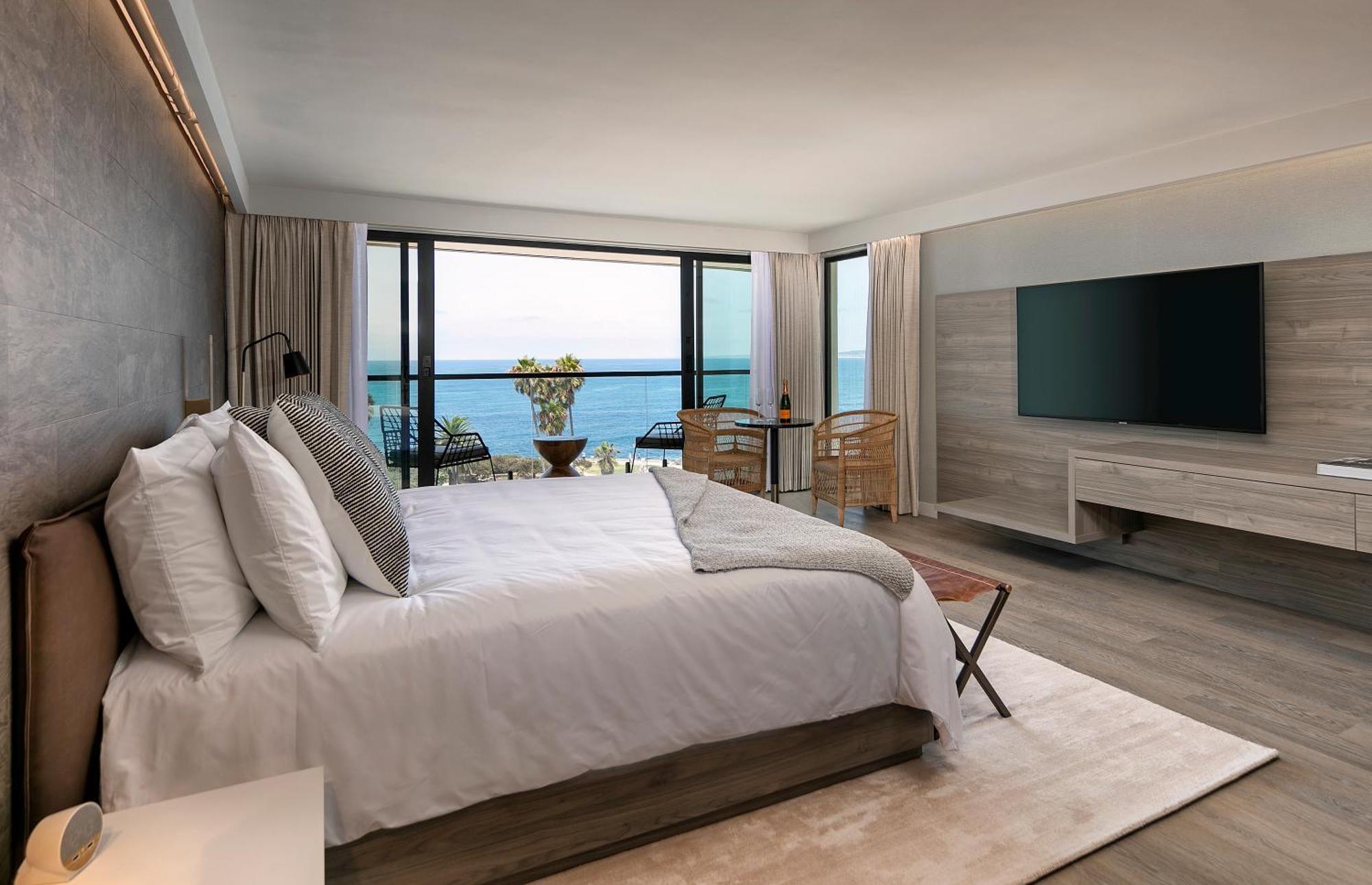 ALL NEW Pines Corner Penthouse Suite