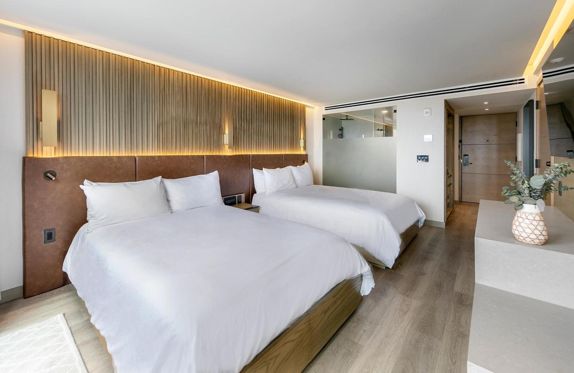 ALL NEW Shores Ocean View 2 Queen Room