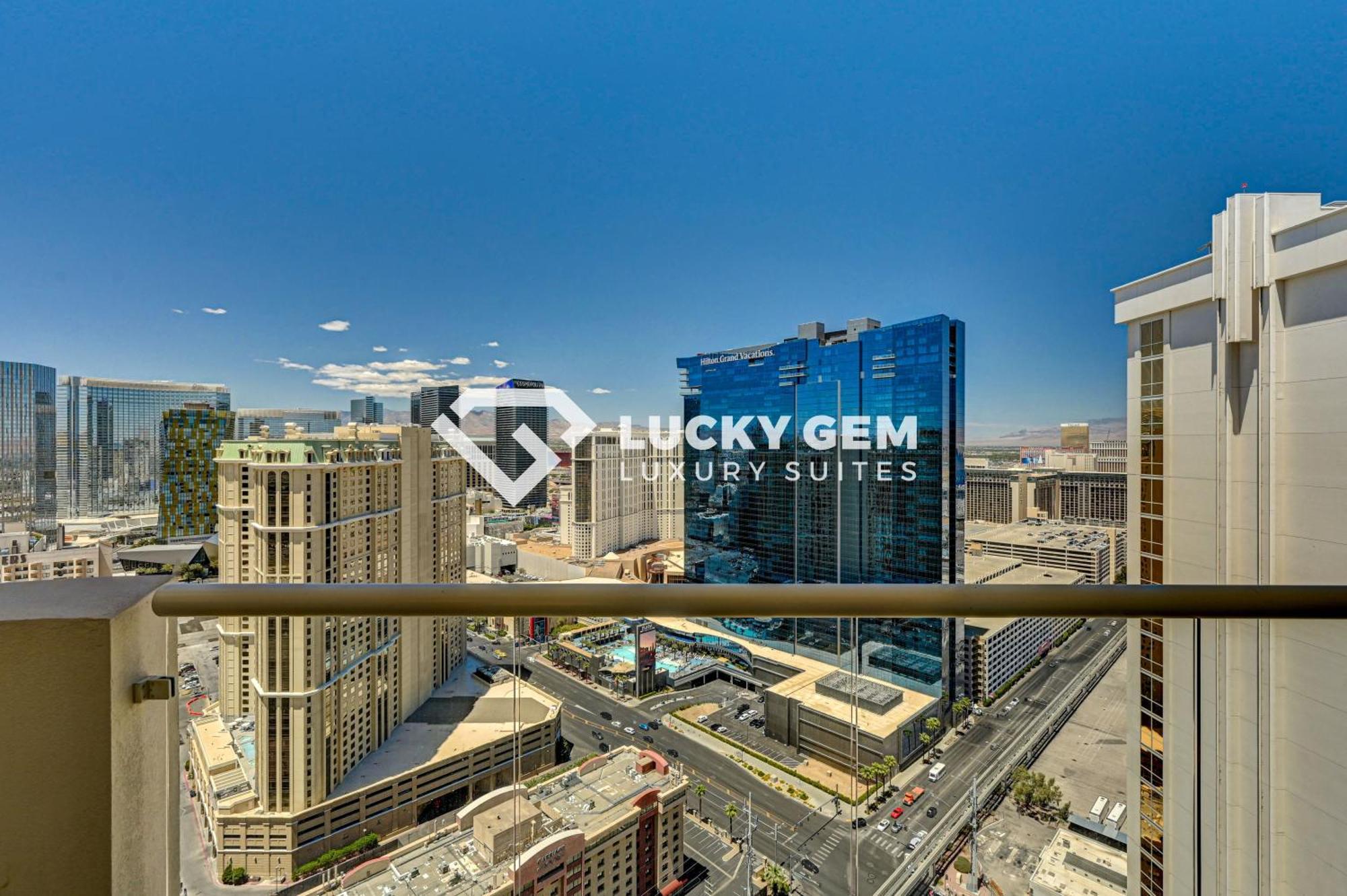 Suite City View
