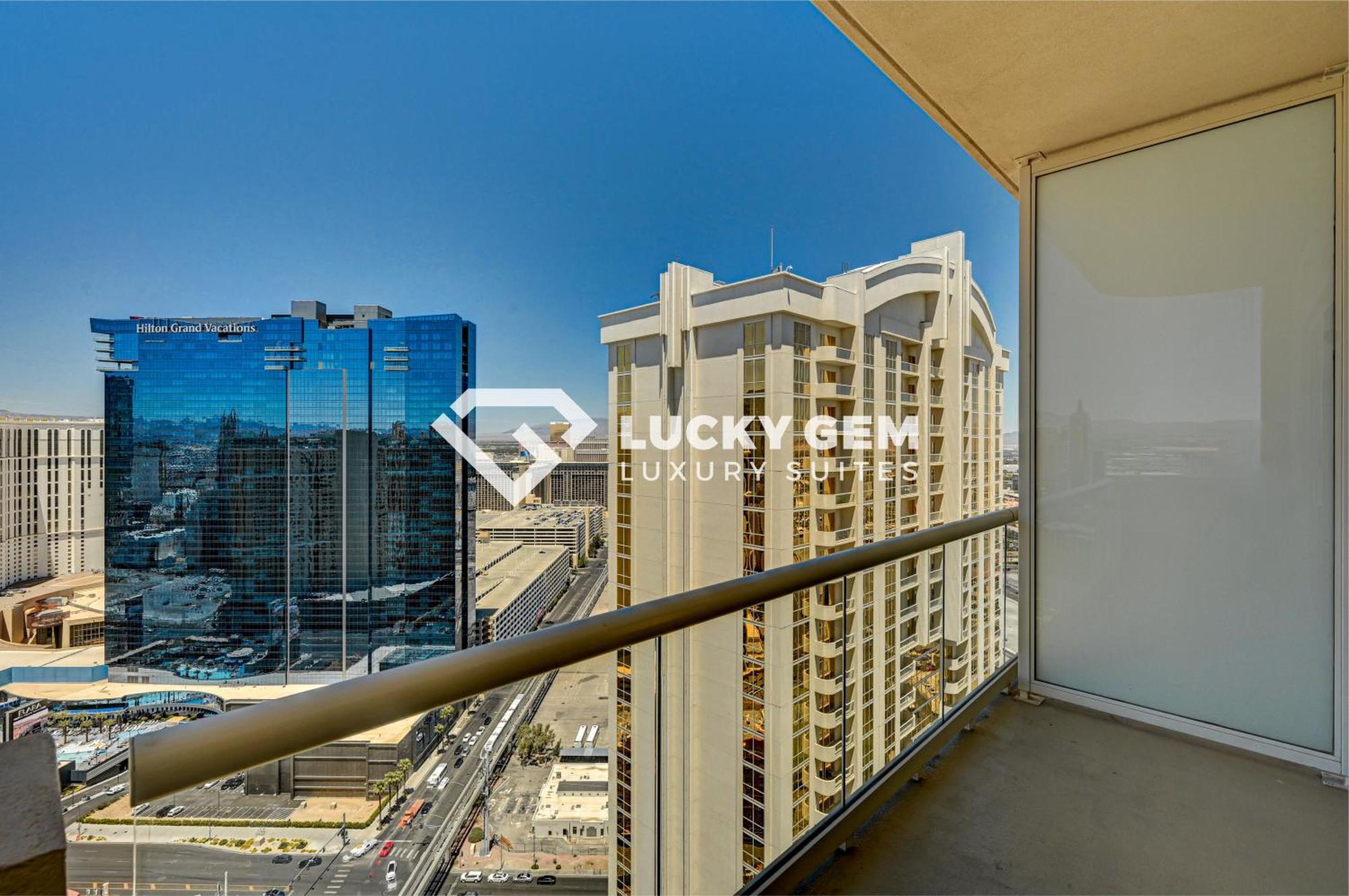 Suite City View