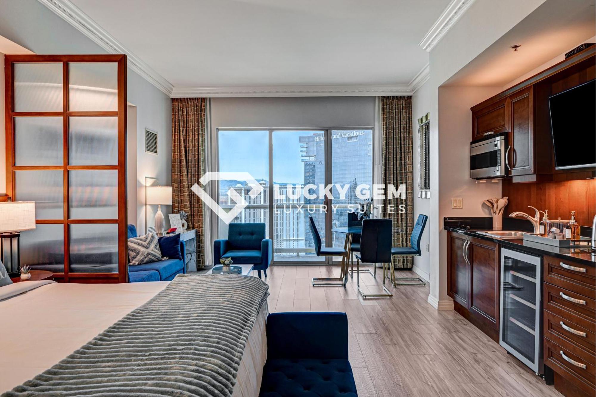 Suite City View