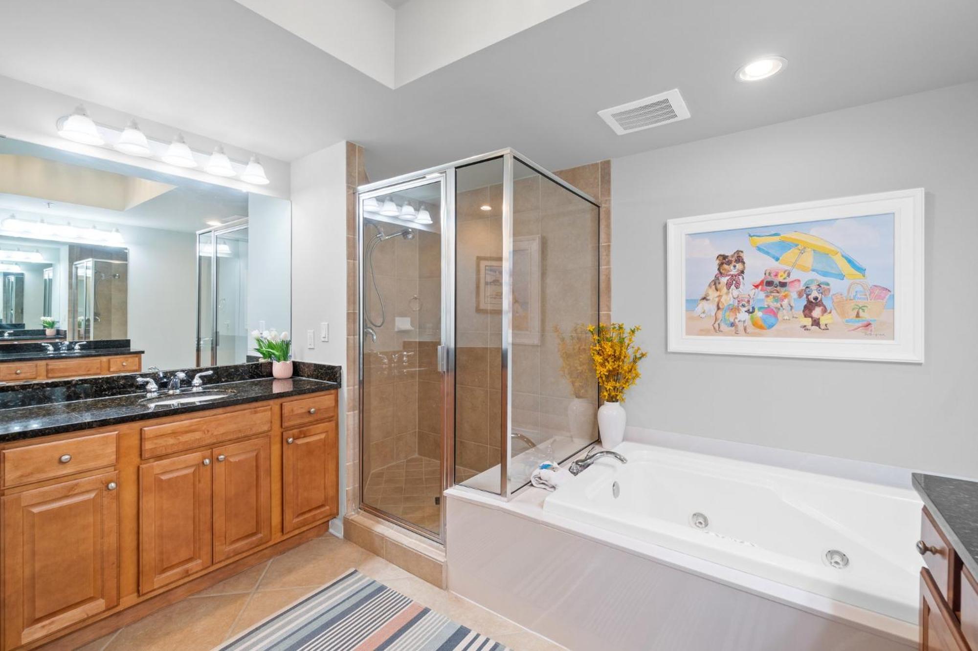 Three-Bedroom Apartment Ocean View