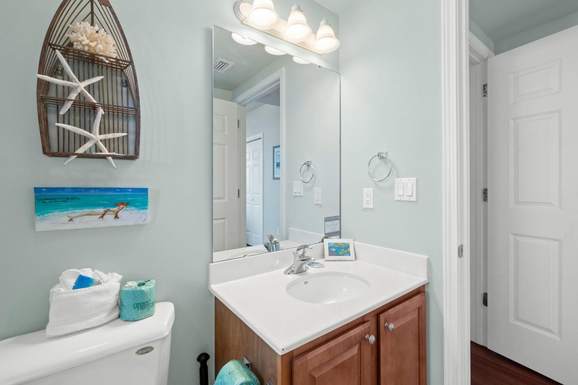 Three-Bedroom Apartment Ocean View