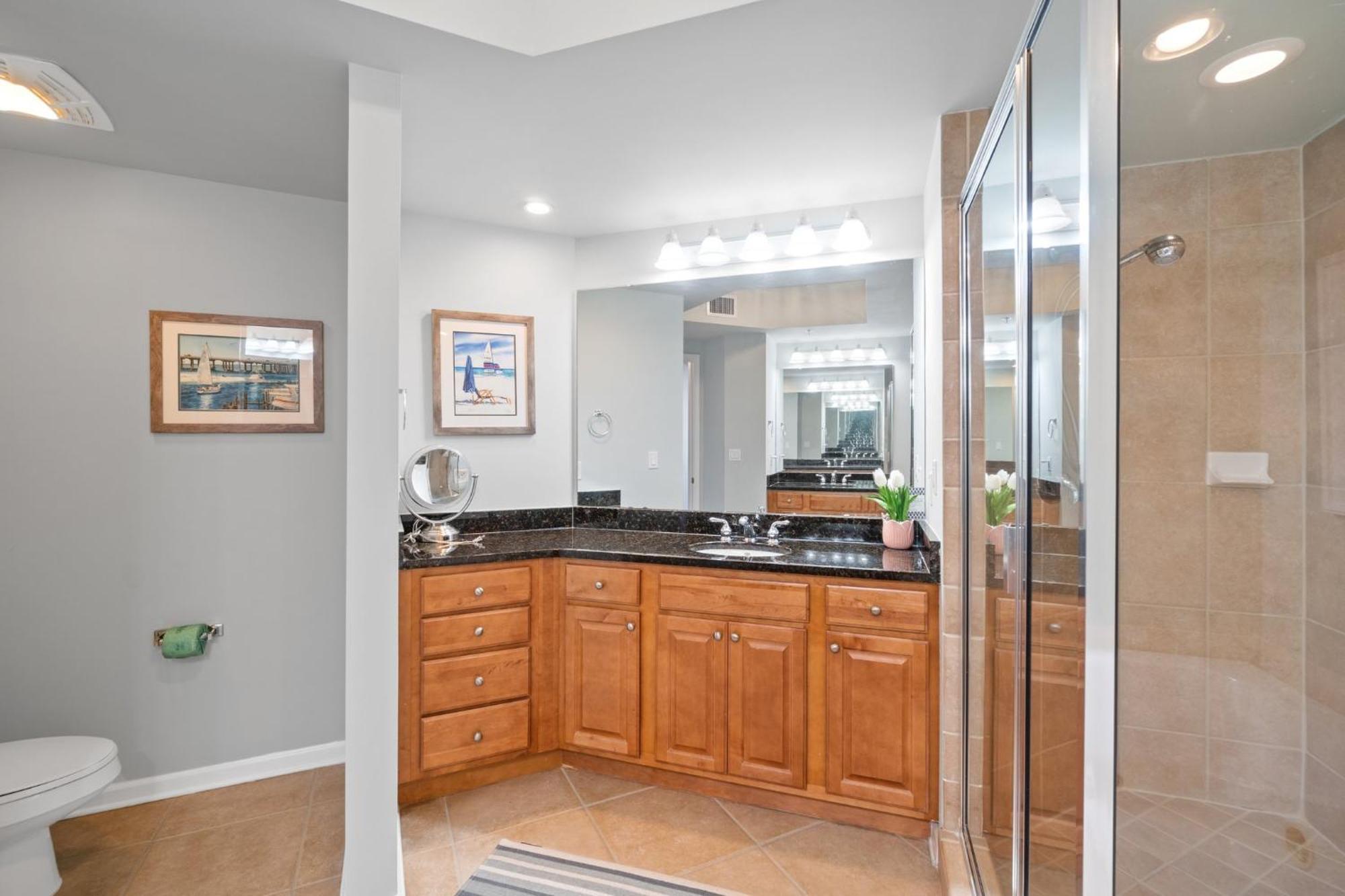 Three-Bedroom Apartment Ocean View