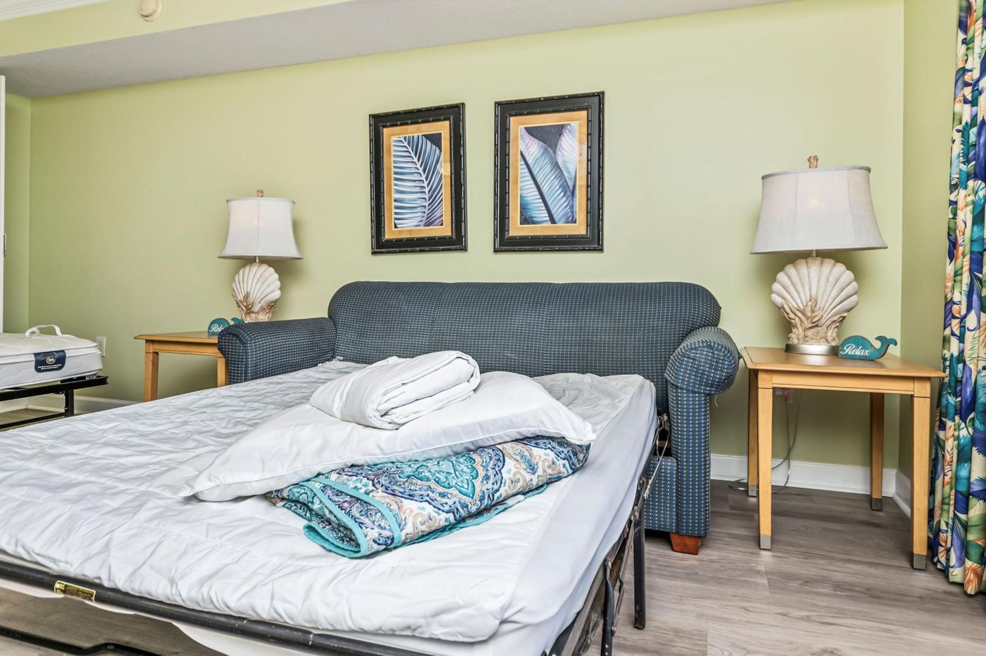 One-Bedroom Apartment Sea View Balcony