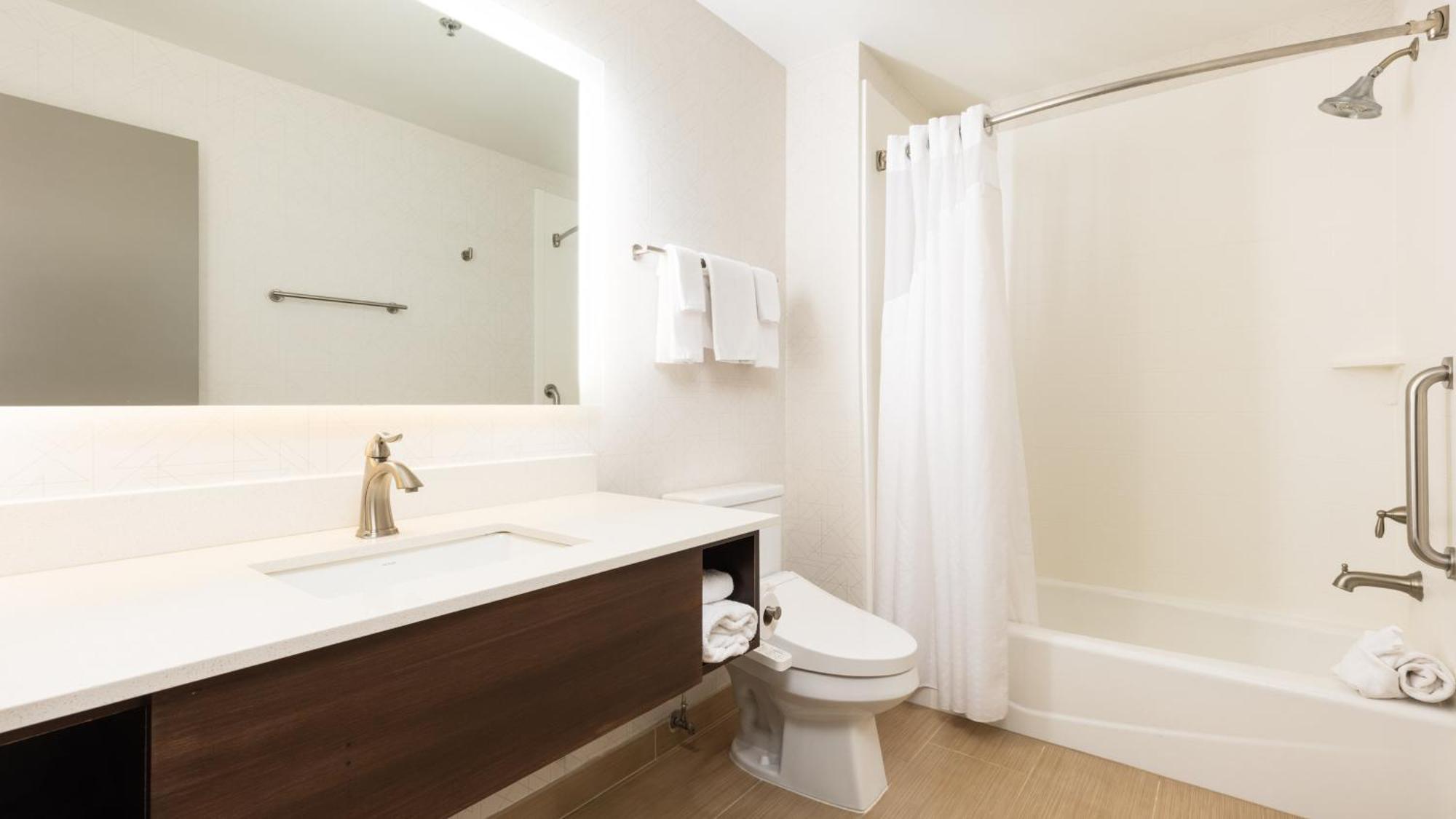 Standard King Room Extra Floor Space