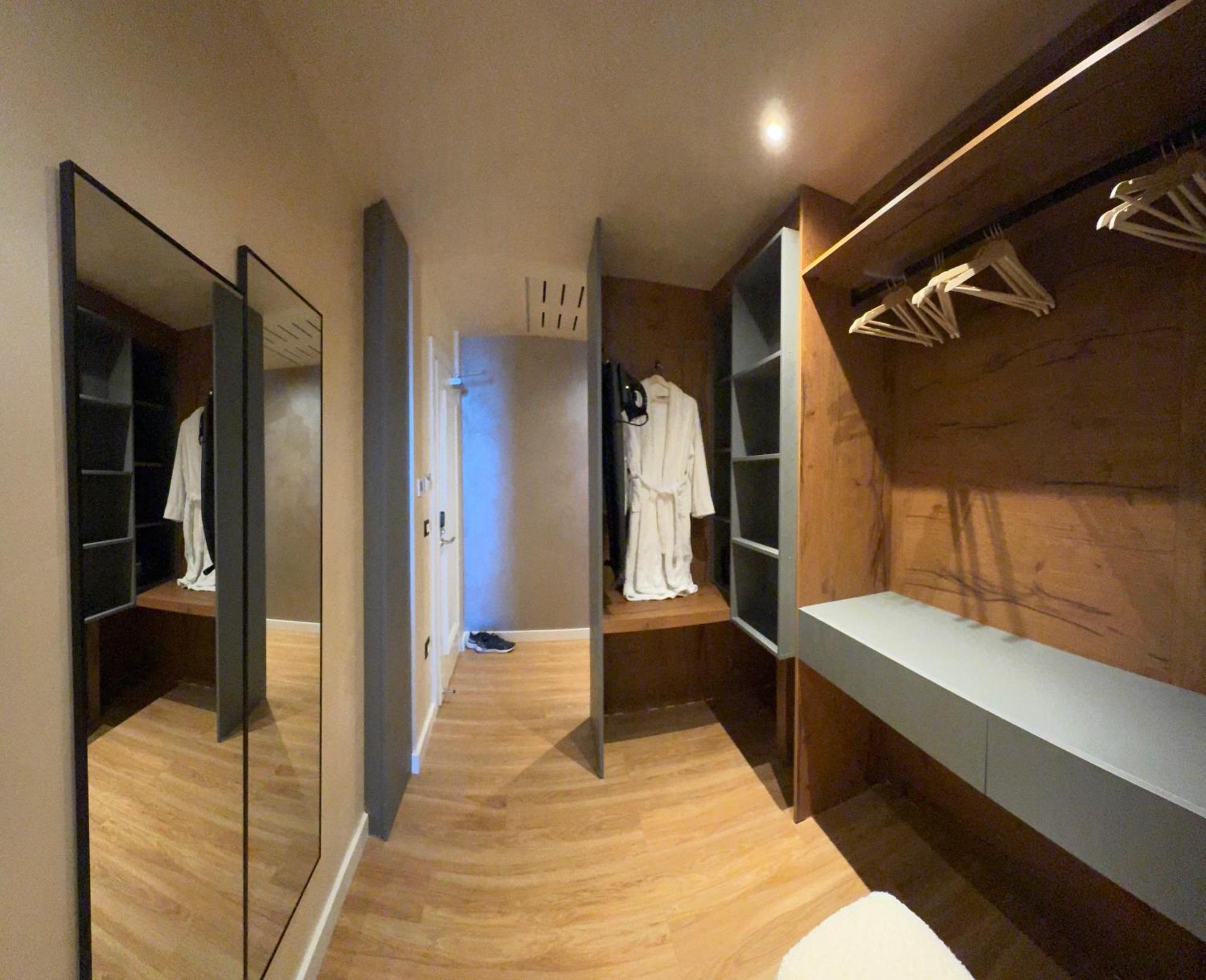 Apartament typu Suite z wanną z hydromasażem