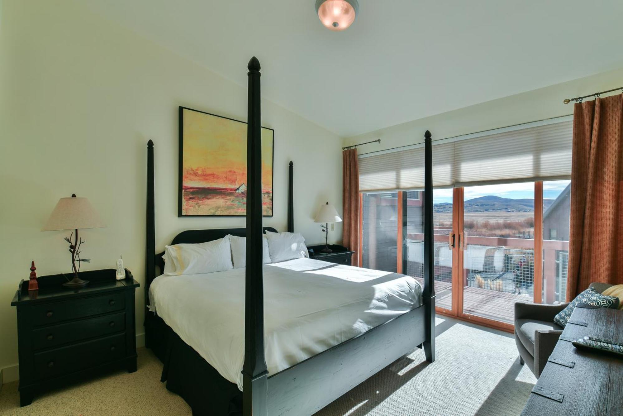 Two-Bedroom Townhouse