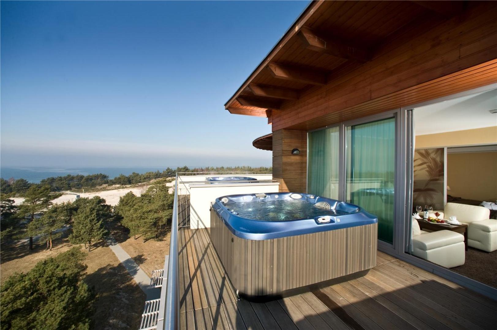 Dwupokojowy apartament z jacuzzi na tarasie