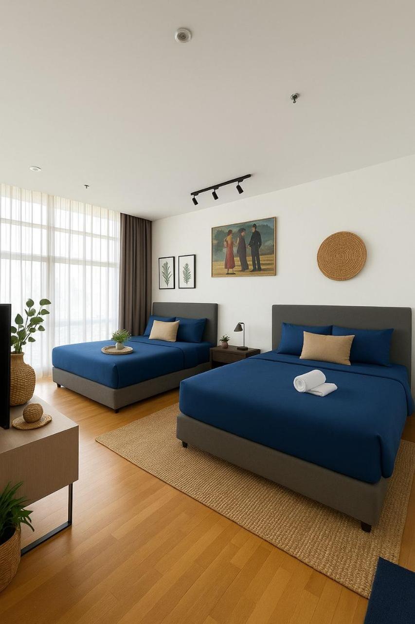 One-Bedroom Apartment City View