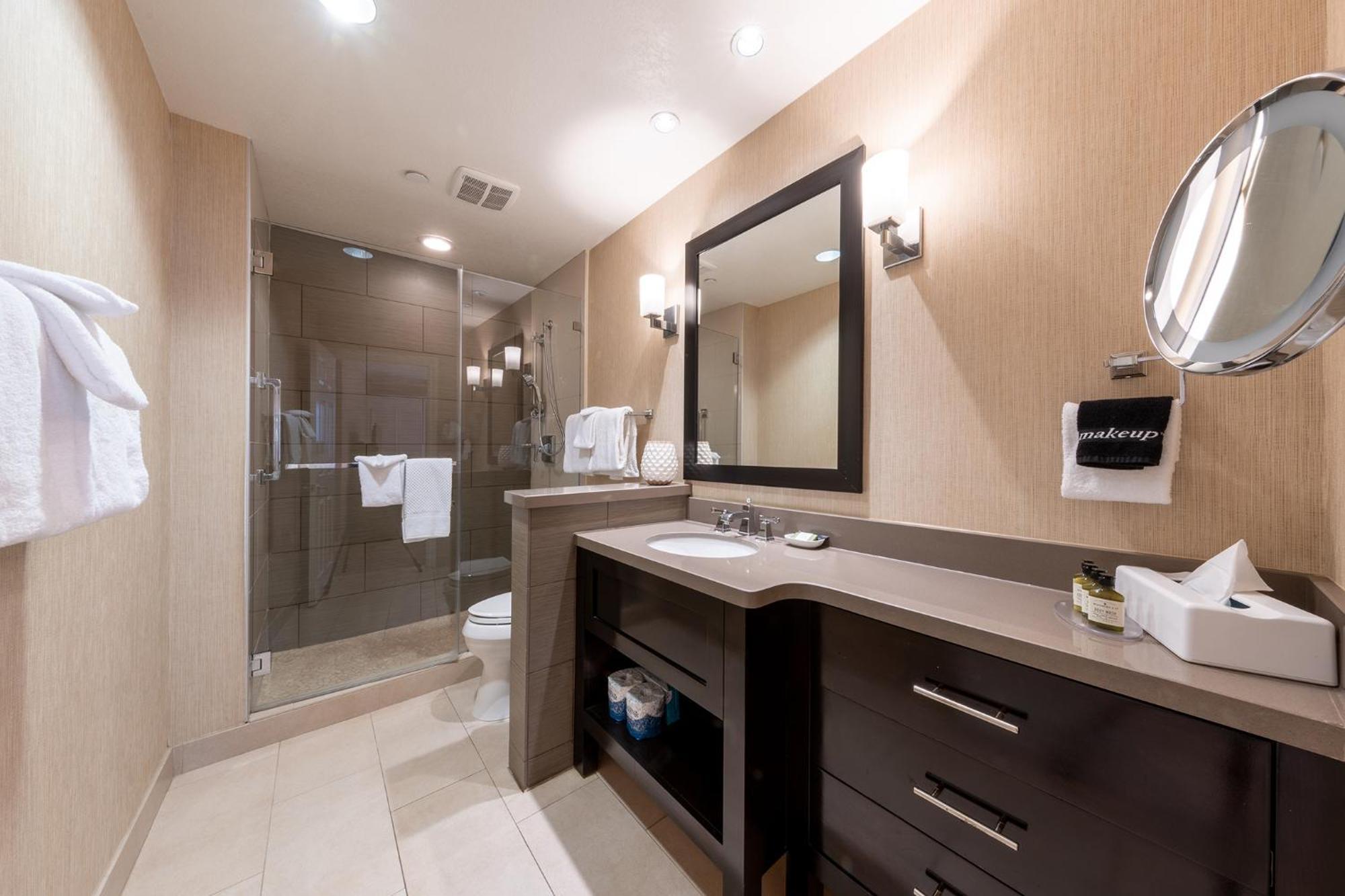 Two-Bedroom Suite