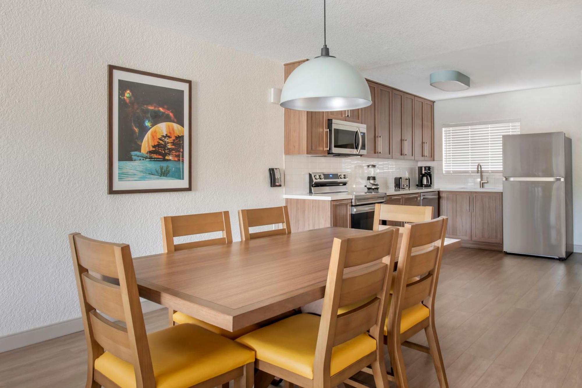 2 Bathrooms Condo