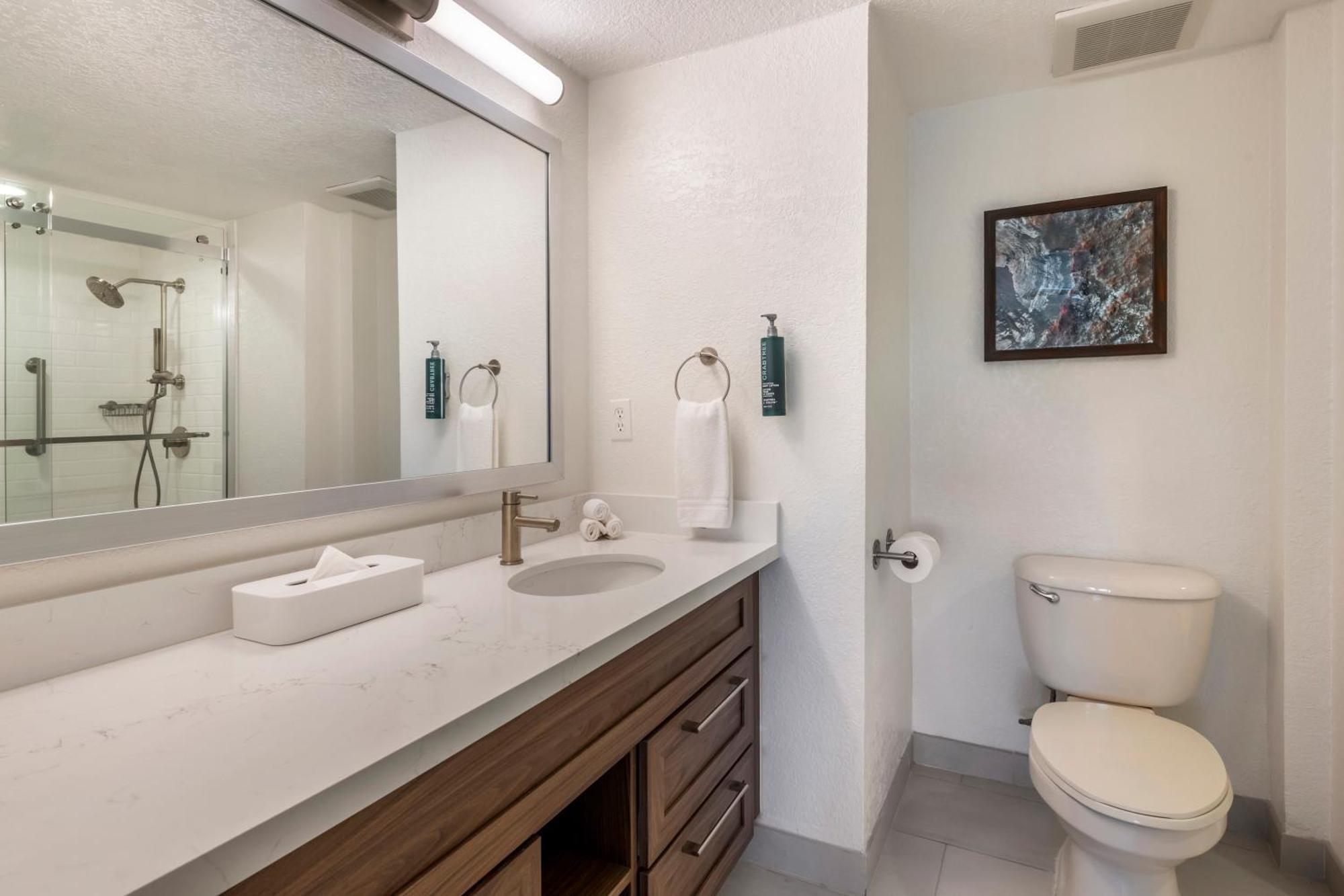 2 Bathrooms Condo