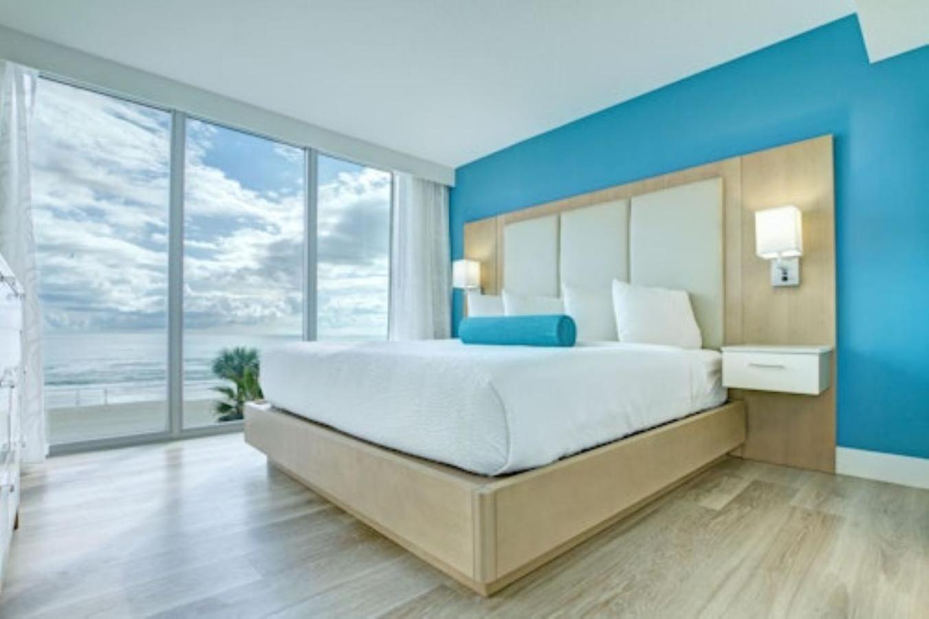 One-Bedroom Condo Ocean Front