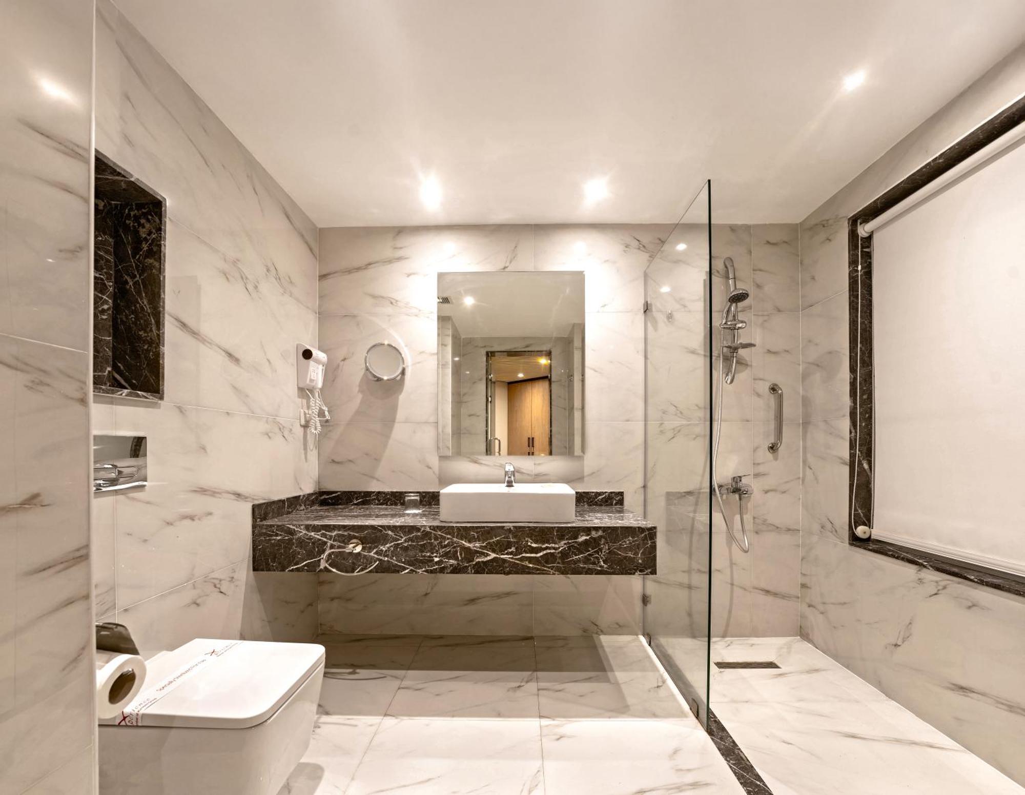 Apartament typu Deluxe Suite z wanną z hydromasażem