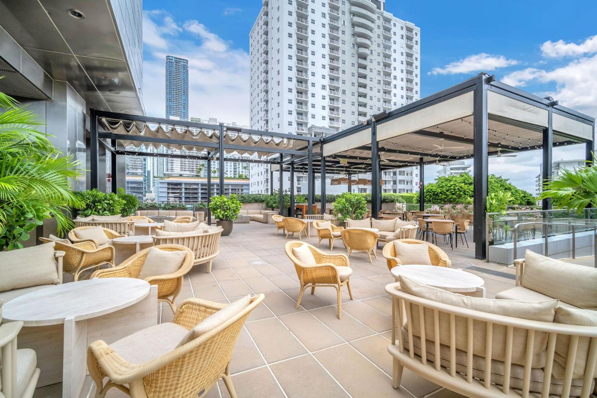 Two-Bedroom Apartment City View