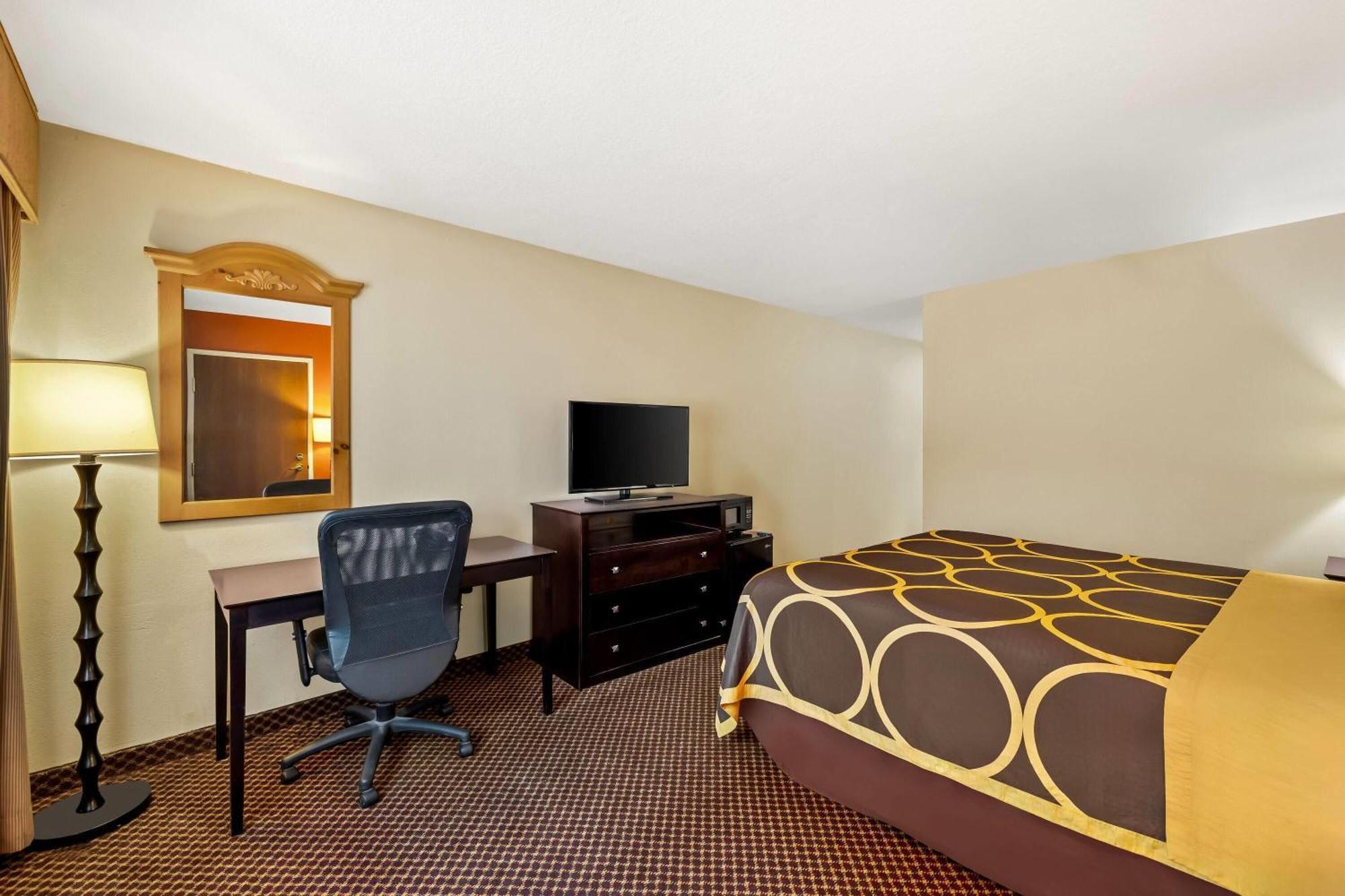 King Room Mobility Access or Non-Smoking